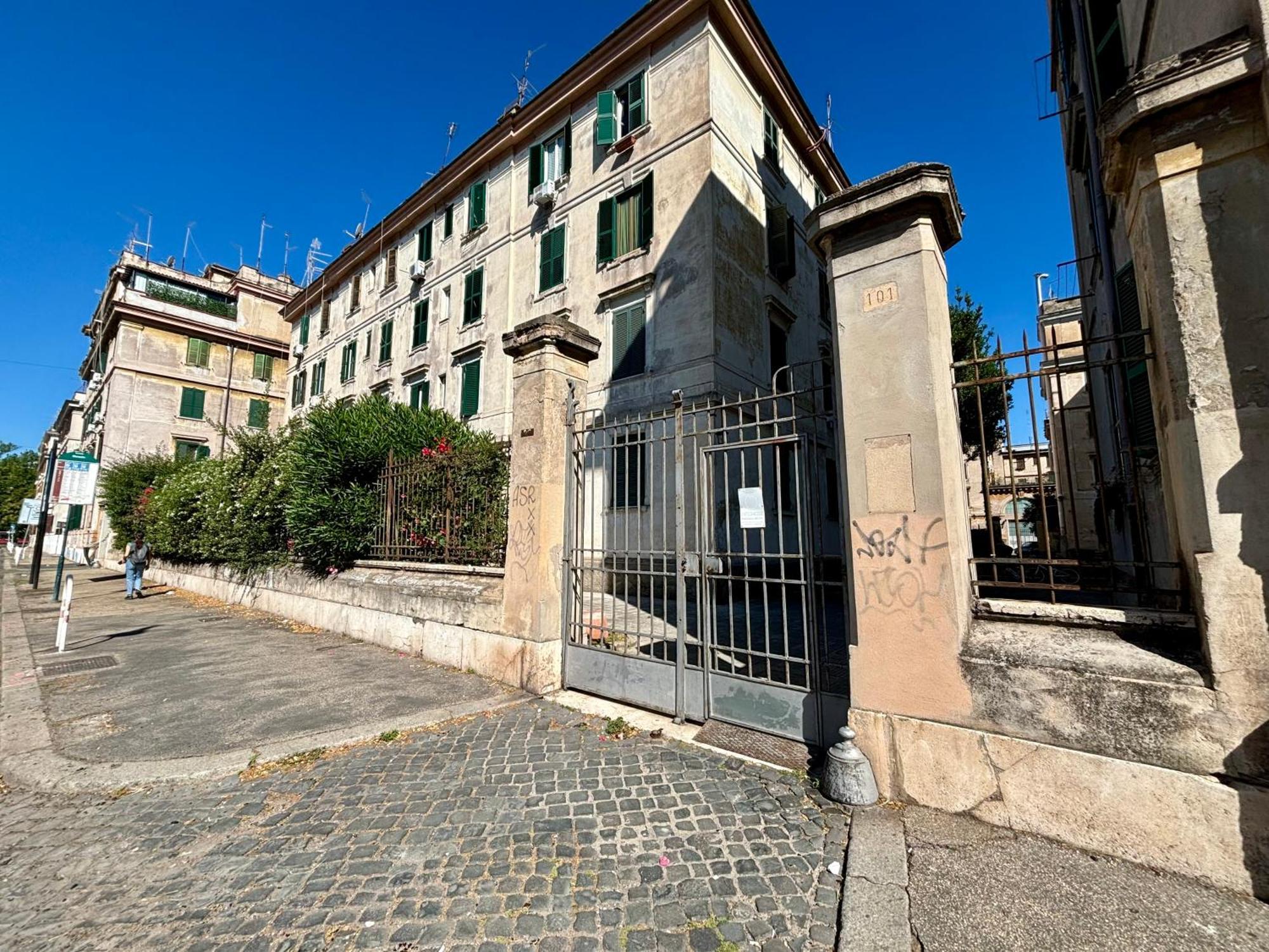 The Corner Rome