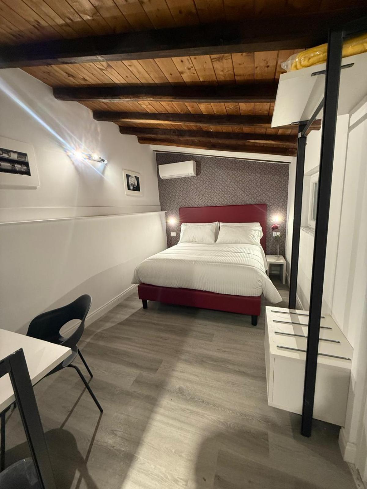 Foffosuite * Rome
