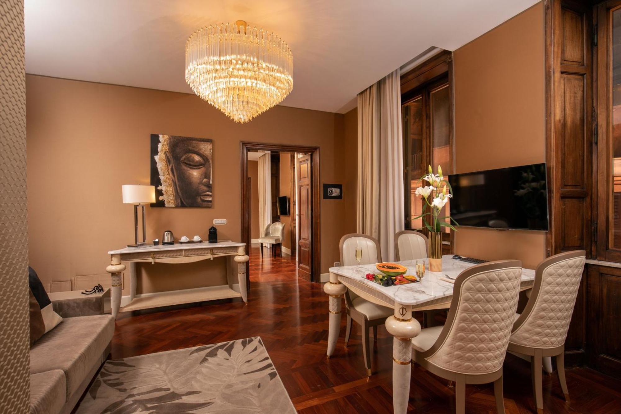The At The Spanish Steps Guest house