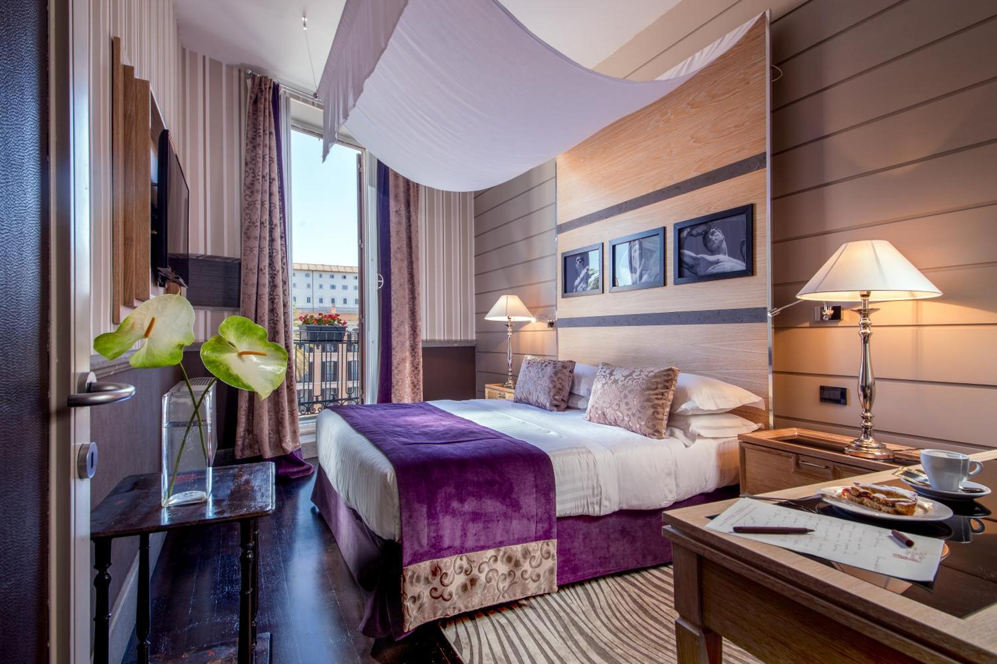 The At The Spanish Steps 5*