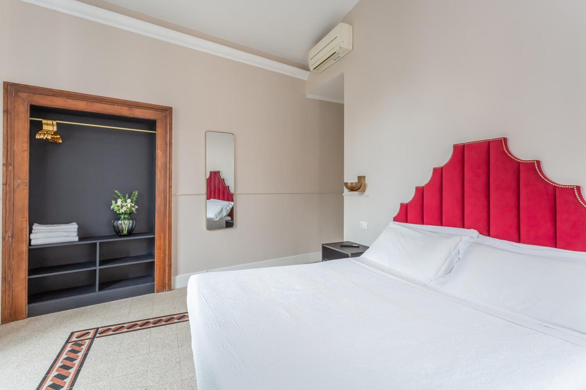 Daplace - La Mongolfiera In Navona Guest house