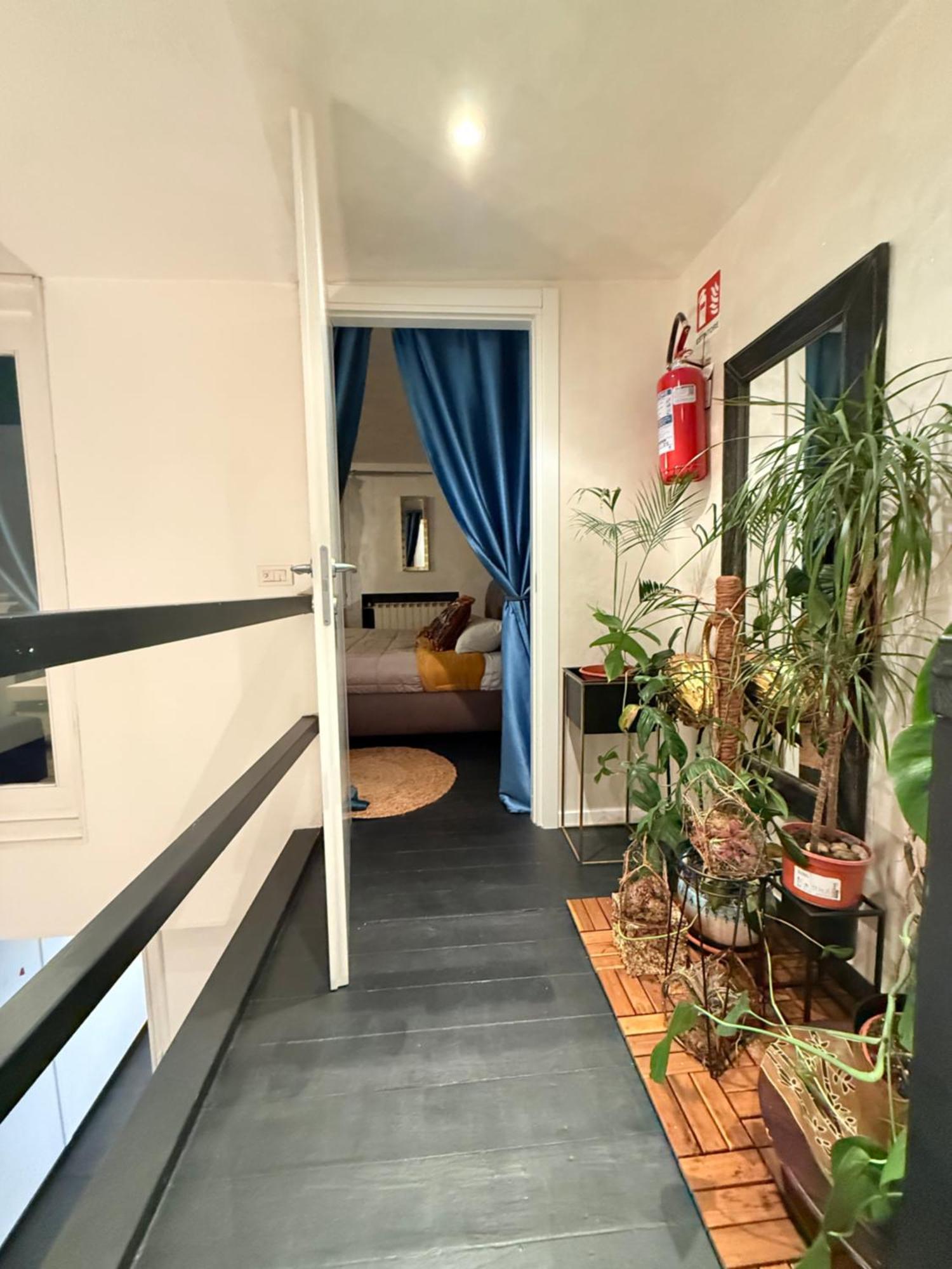 Luxury Piazza Di Spagna Escape With Terrace And Private Appartamento *