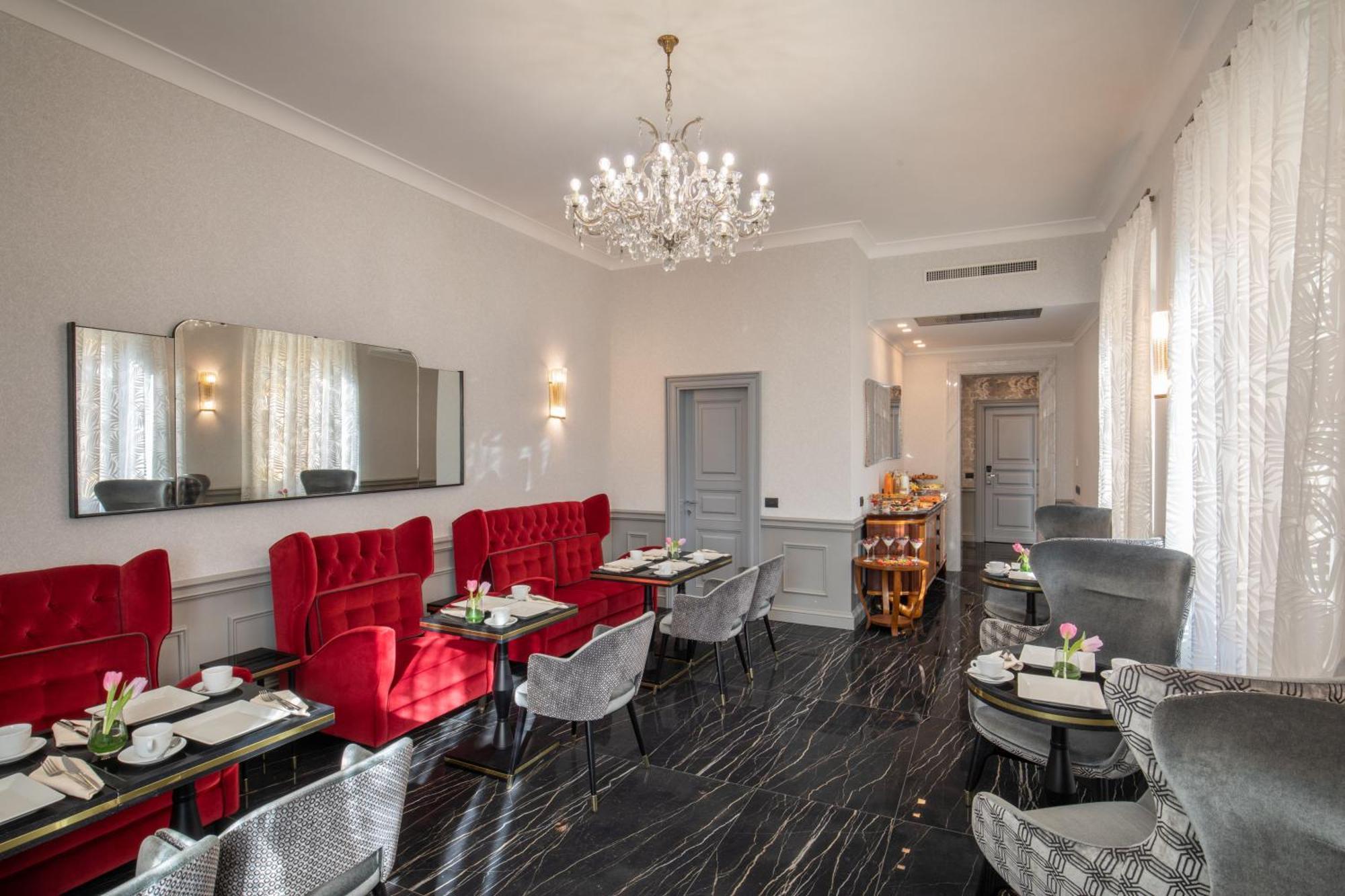 Guest house The At The Spanish Steps Rome