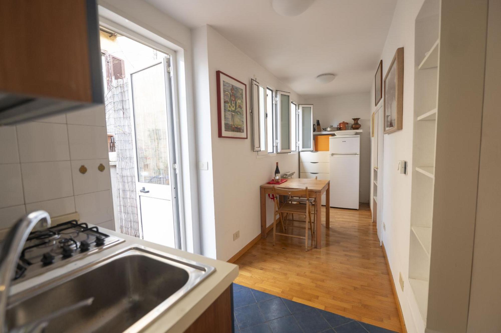 Your Piazza Navona Hideaway With Terrace