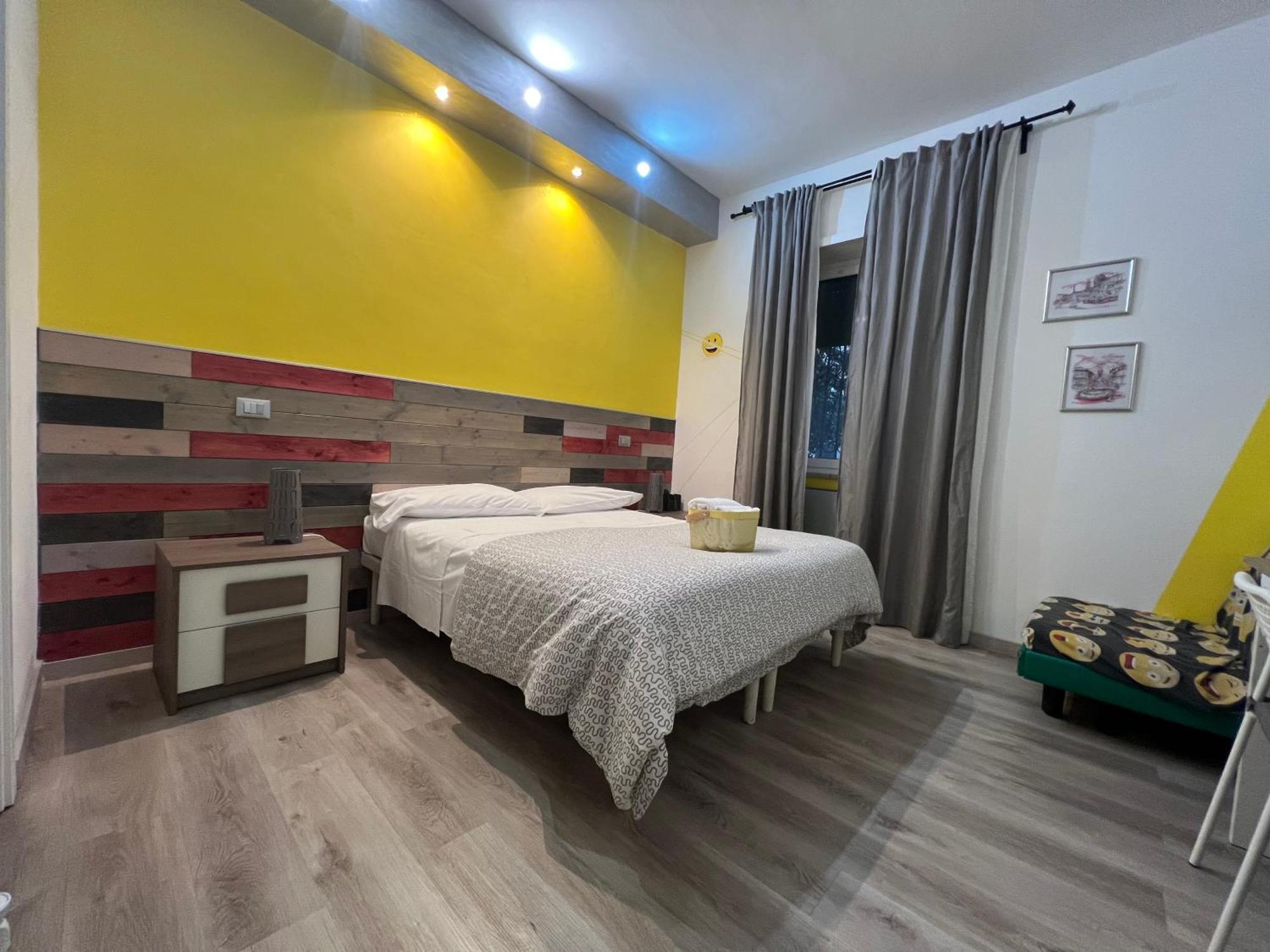 Whatshouse 3* Roma