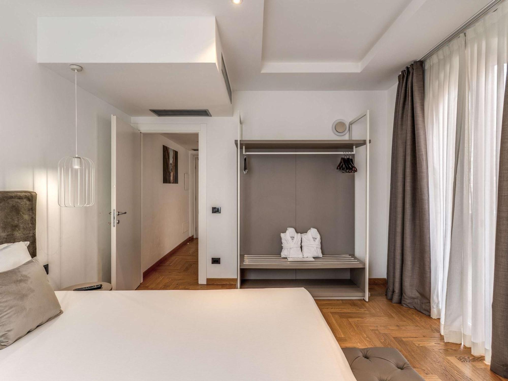 Hotel Mercure Centro Termini 4*