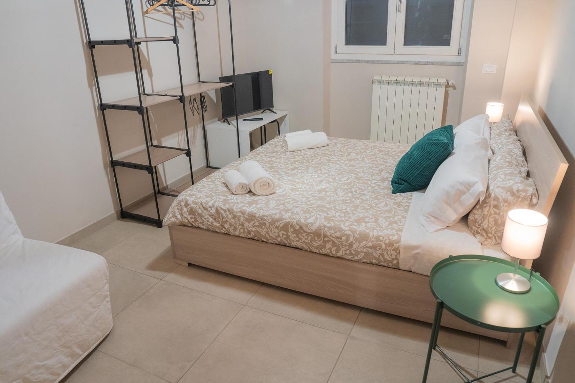 Apartment Sweet 3 Bedr - 3 Stops From Piramide Rome