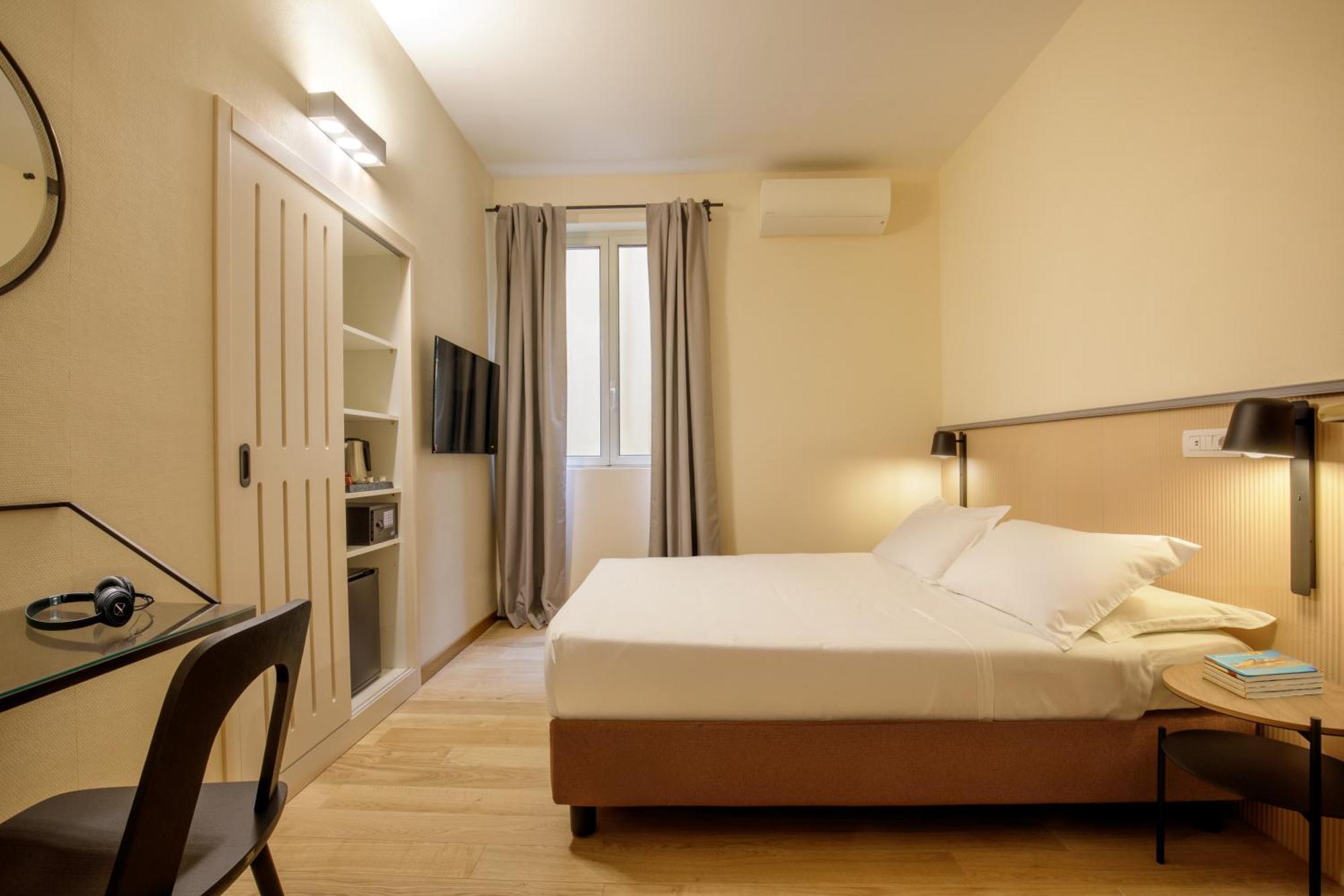 Colosseum Hotel