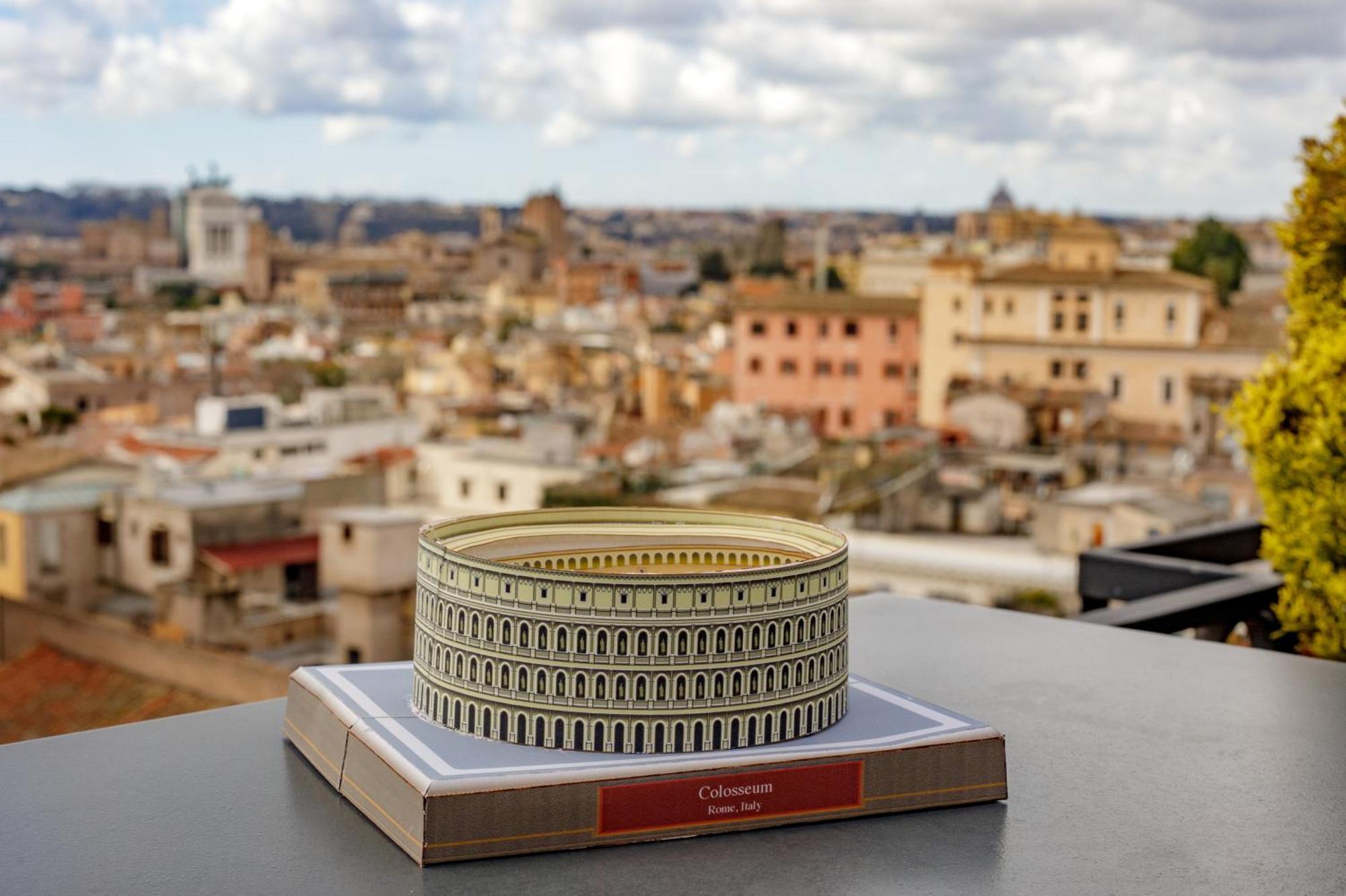 Colosseum Hotel 3*