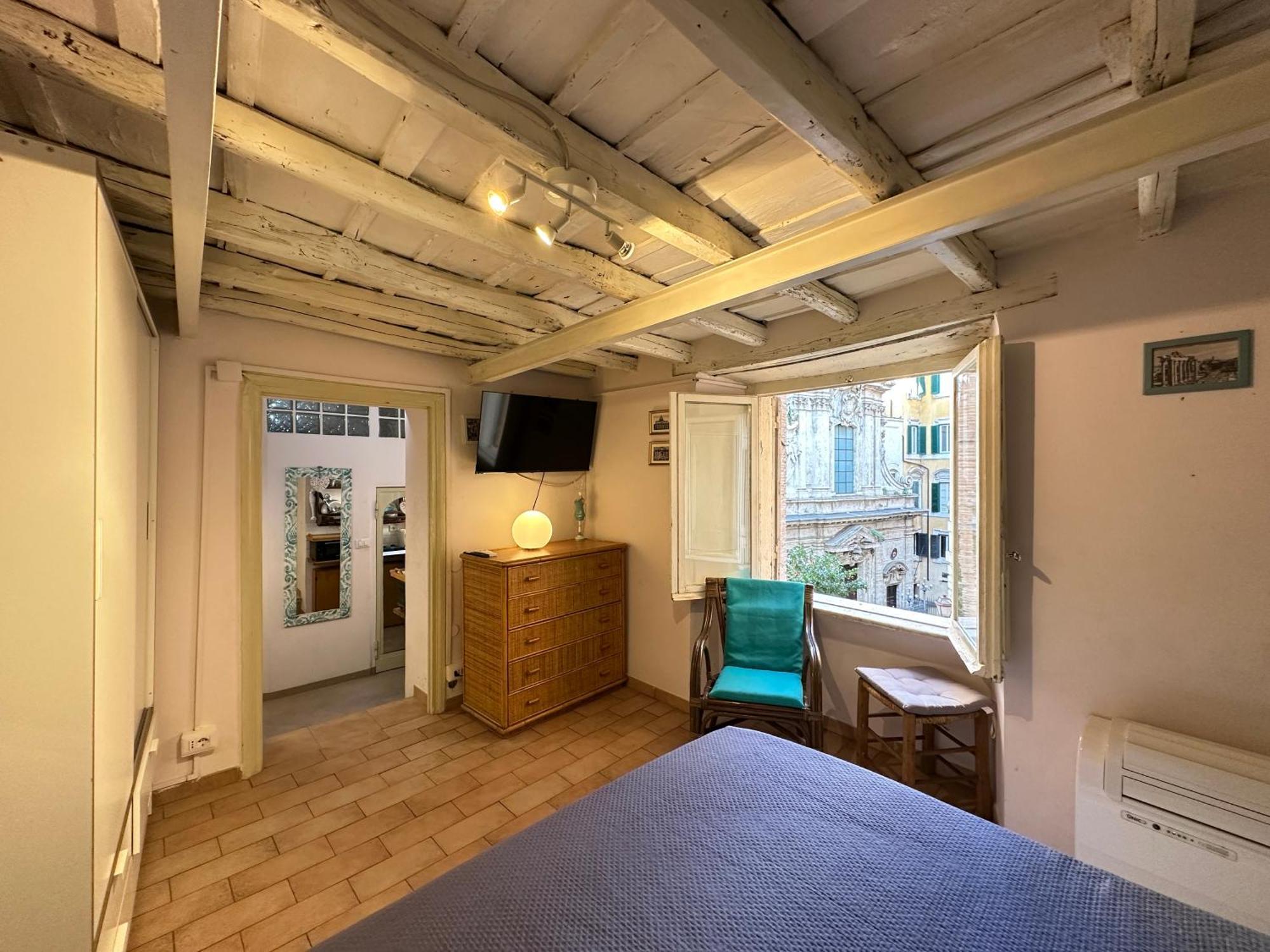 Portoghesi Apartment *