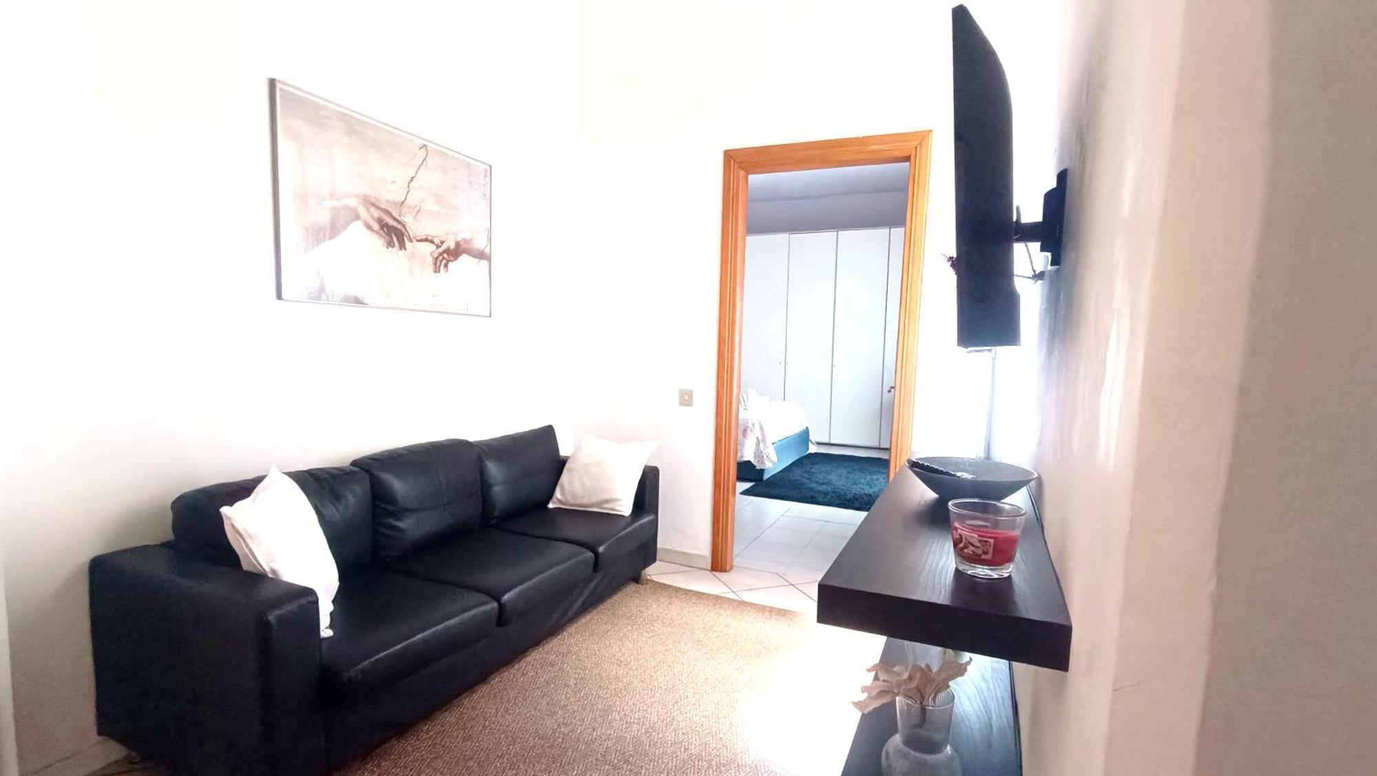 Lovely 5 Min Walk To Saint Peter Basilica Apartment