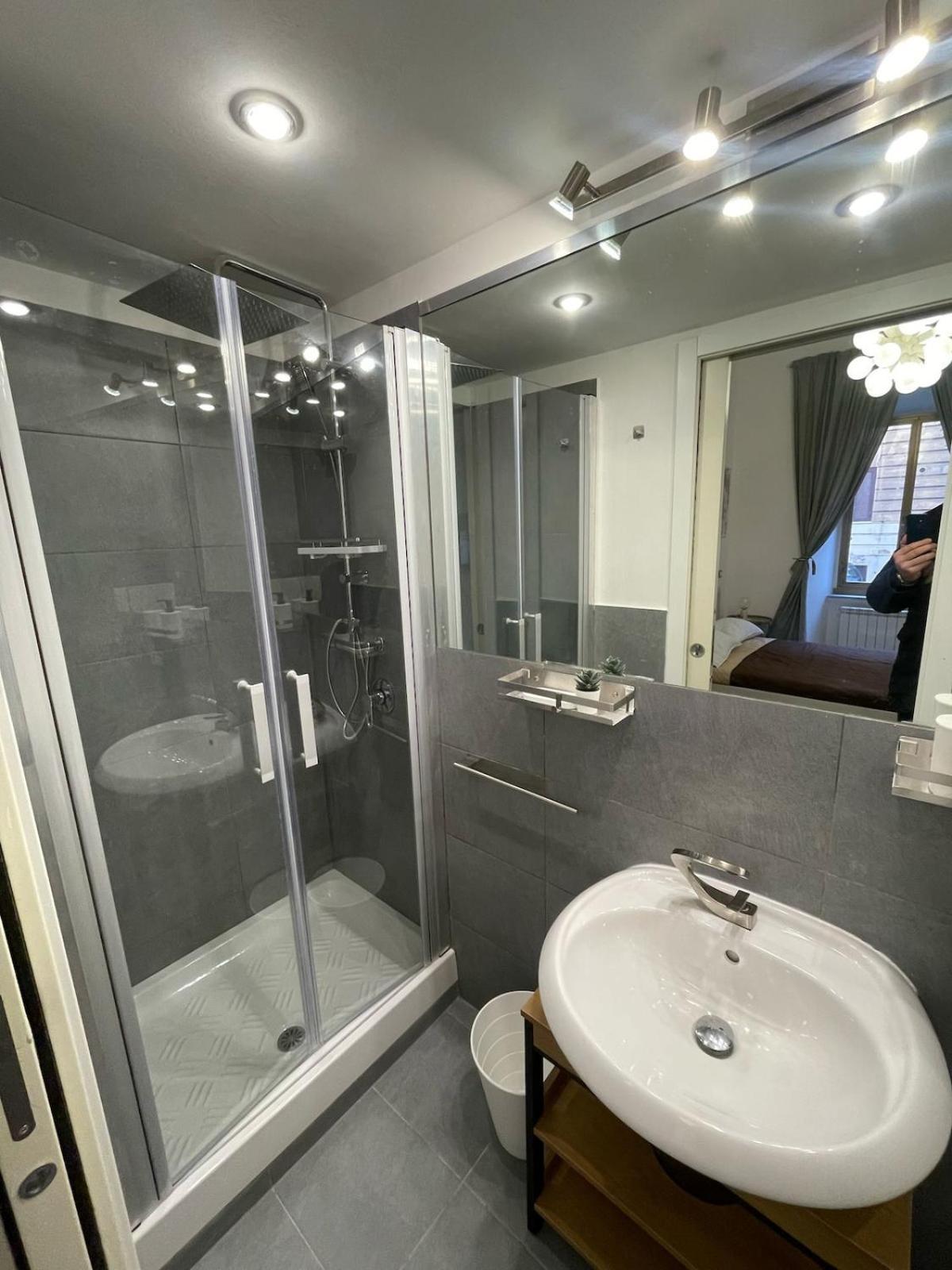 Vatican Prestige Apartment