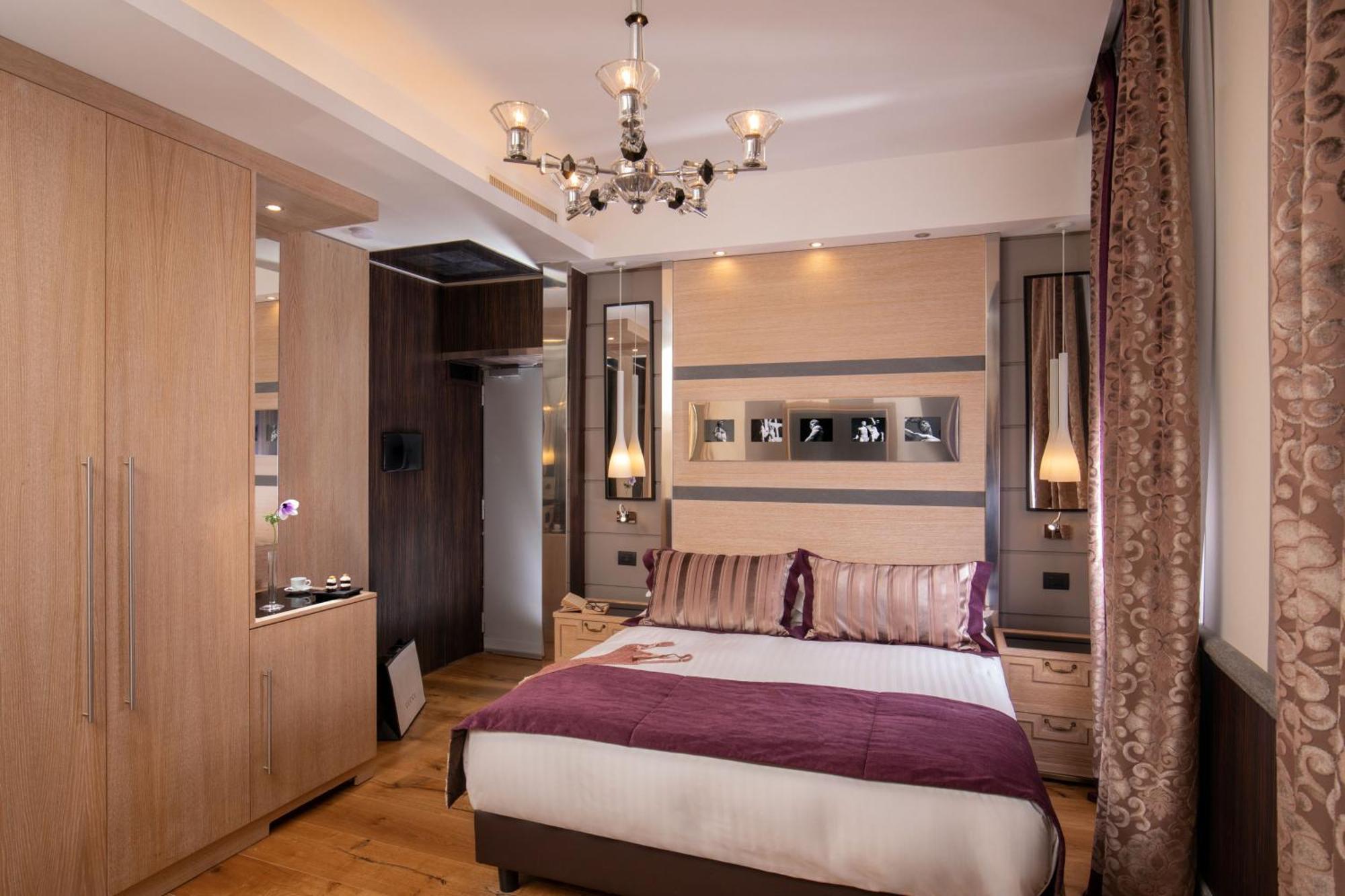 The At The Spanish Steps Guest house