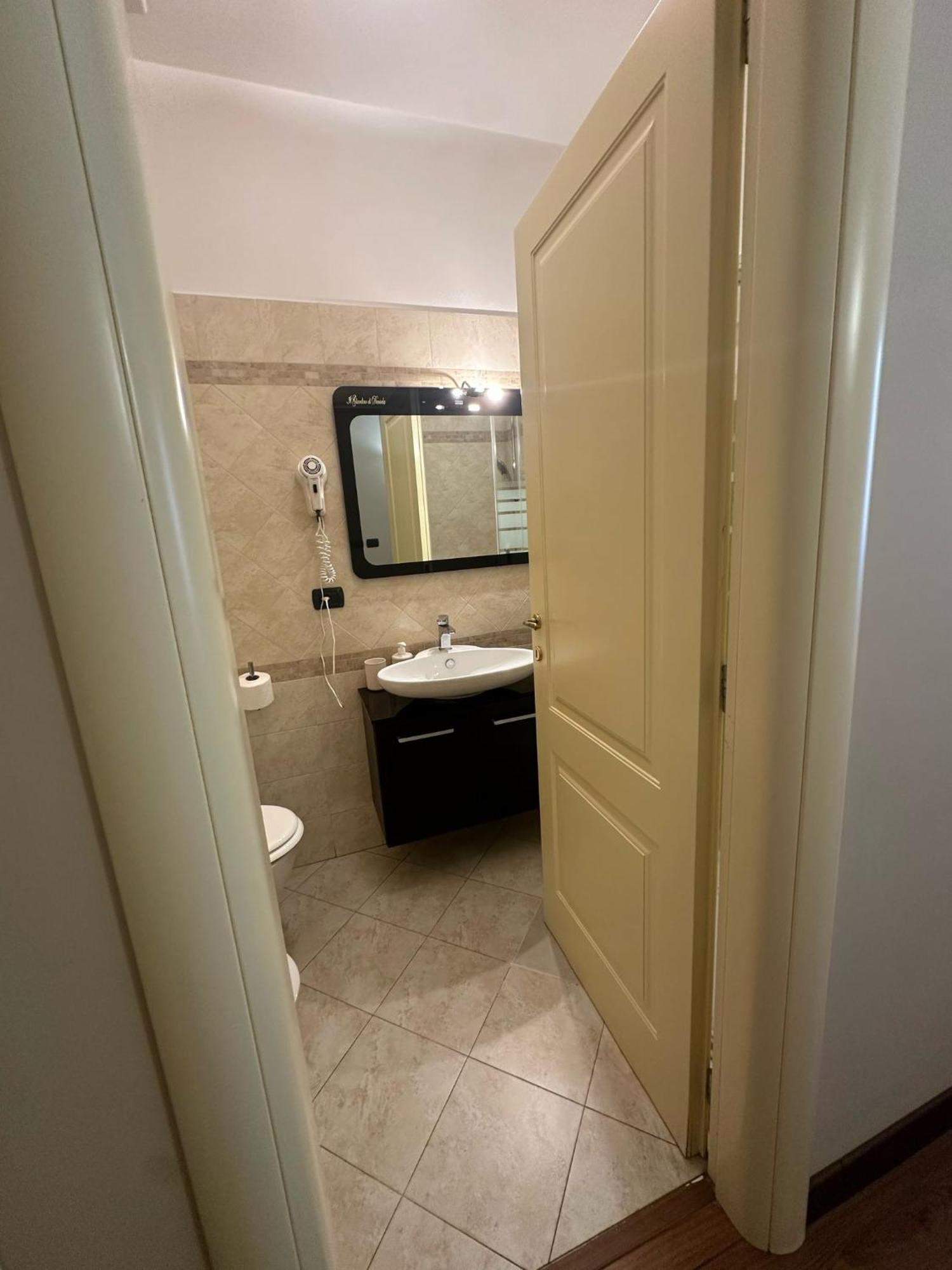 Guest house Termini Station Holidays *