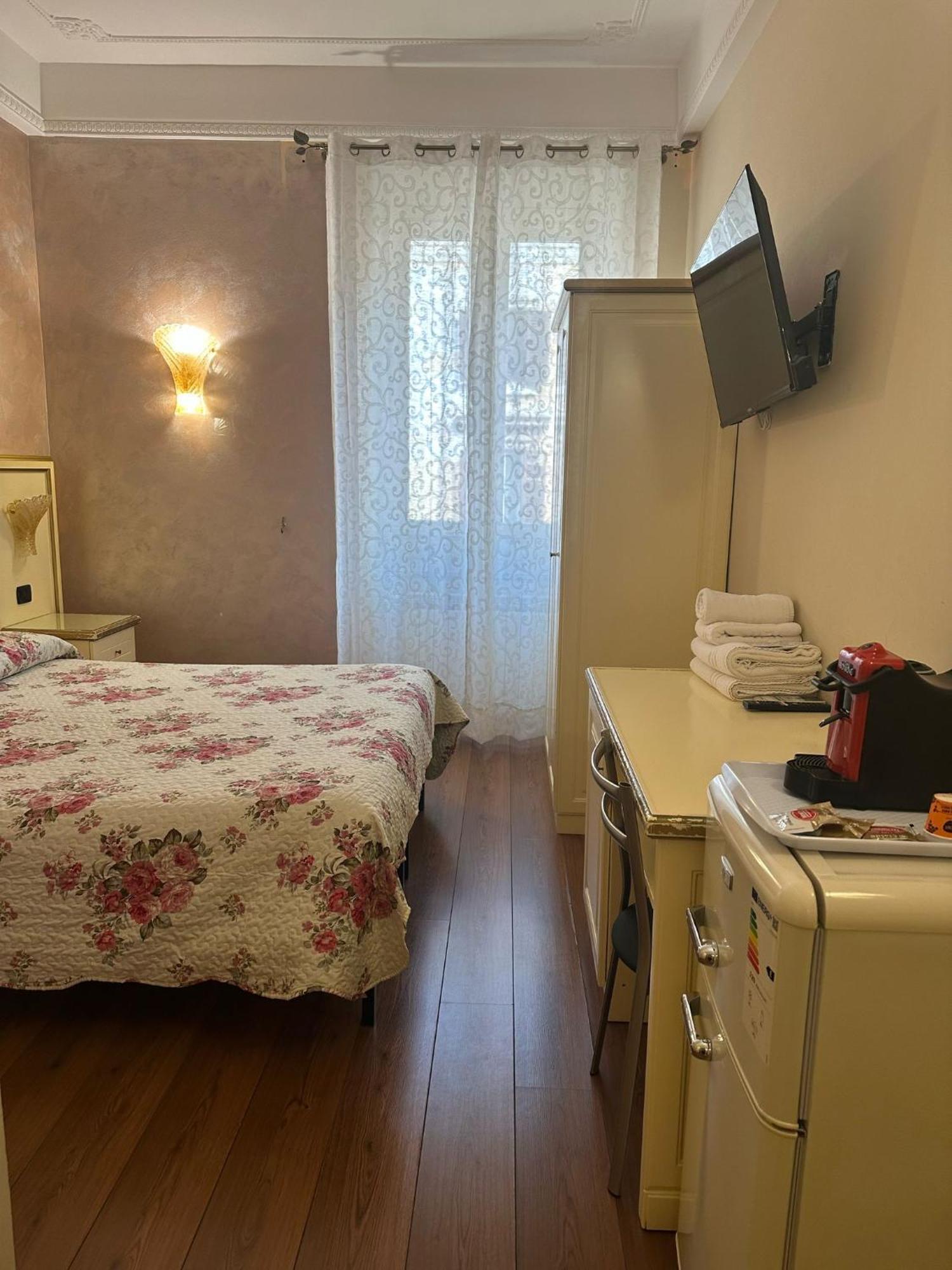 Termini Station Holidays Guest house *