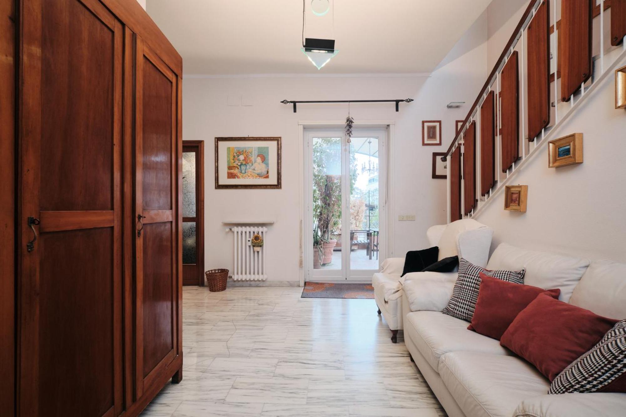 Penthouse 5 Minutes From The Vatican - 5 Bedrooms & 4 Bathrooms Apartment Rome