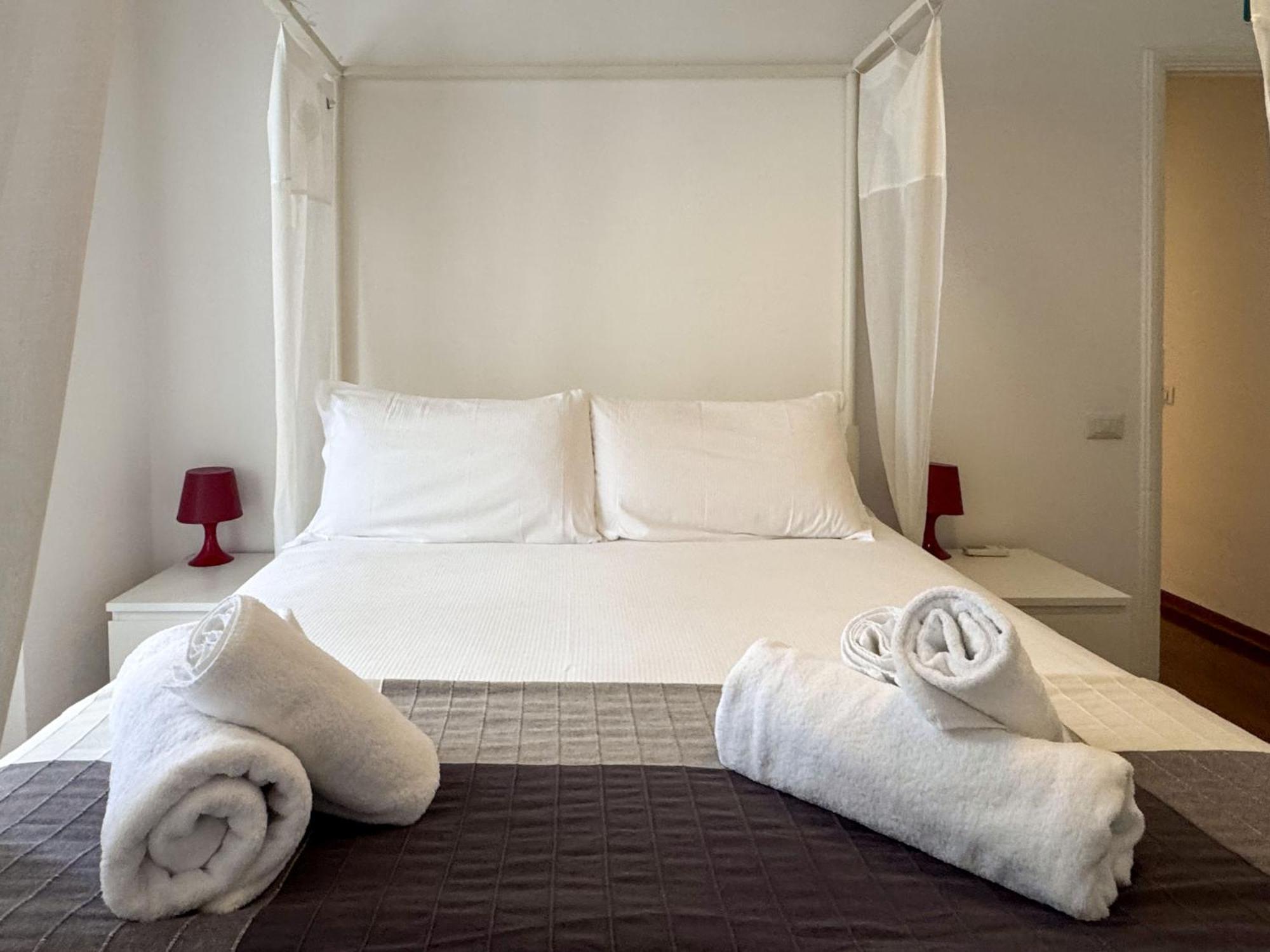 Jhhit - San Pietro First Apartment