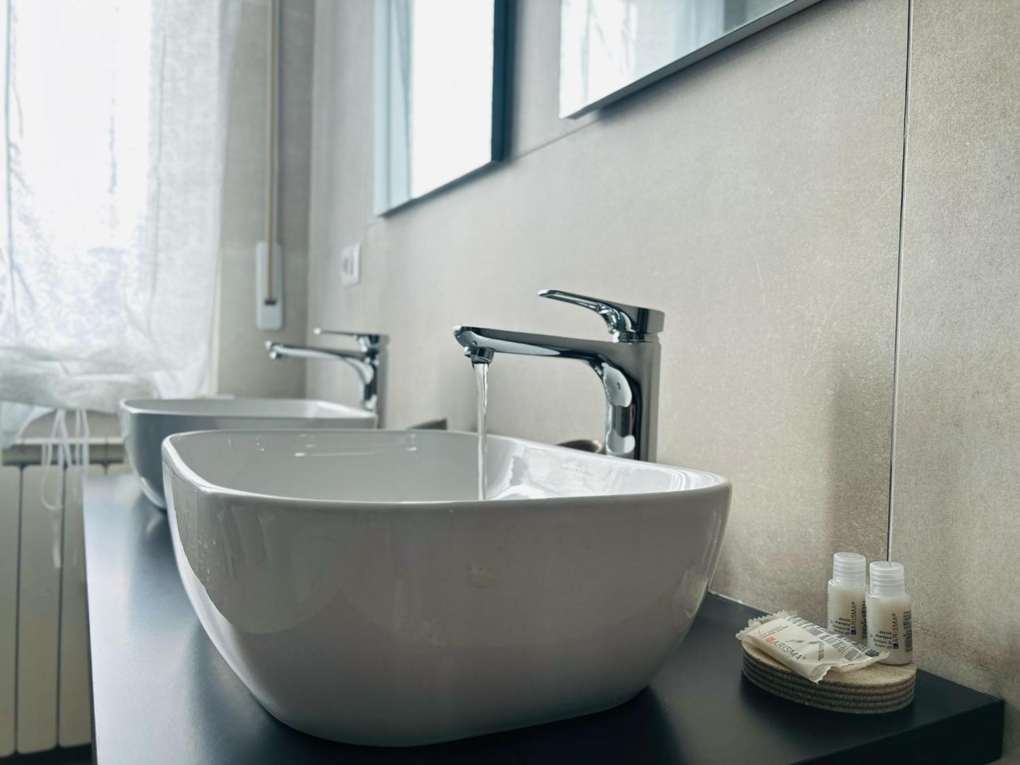 Da Mauro & Michela 2 - Xl - Metro C Apartment