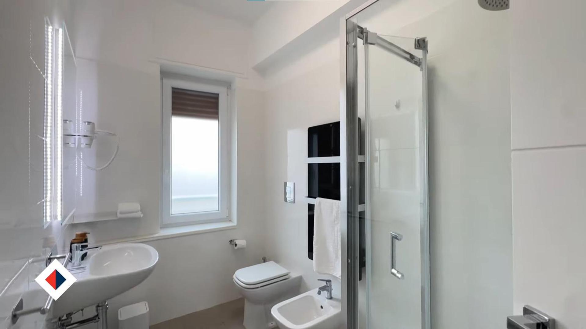 Modern Near Piazza Di Spagna Apartment Rome