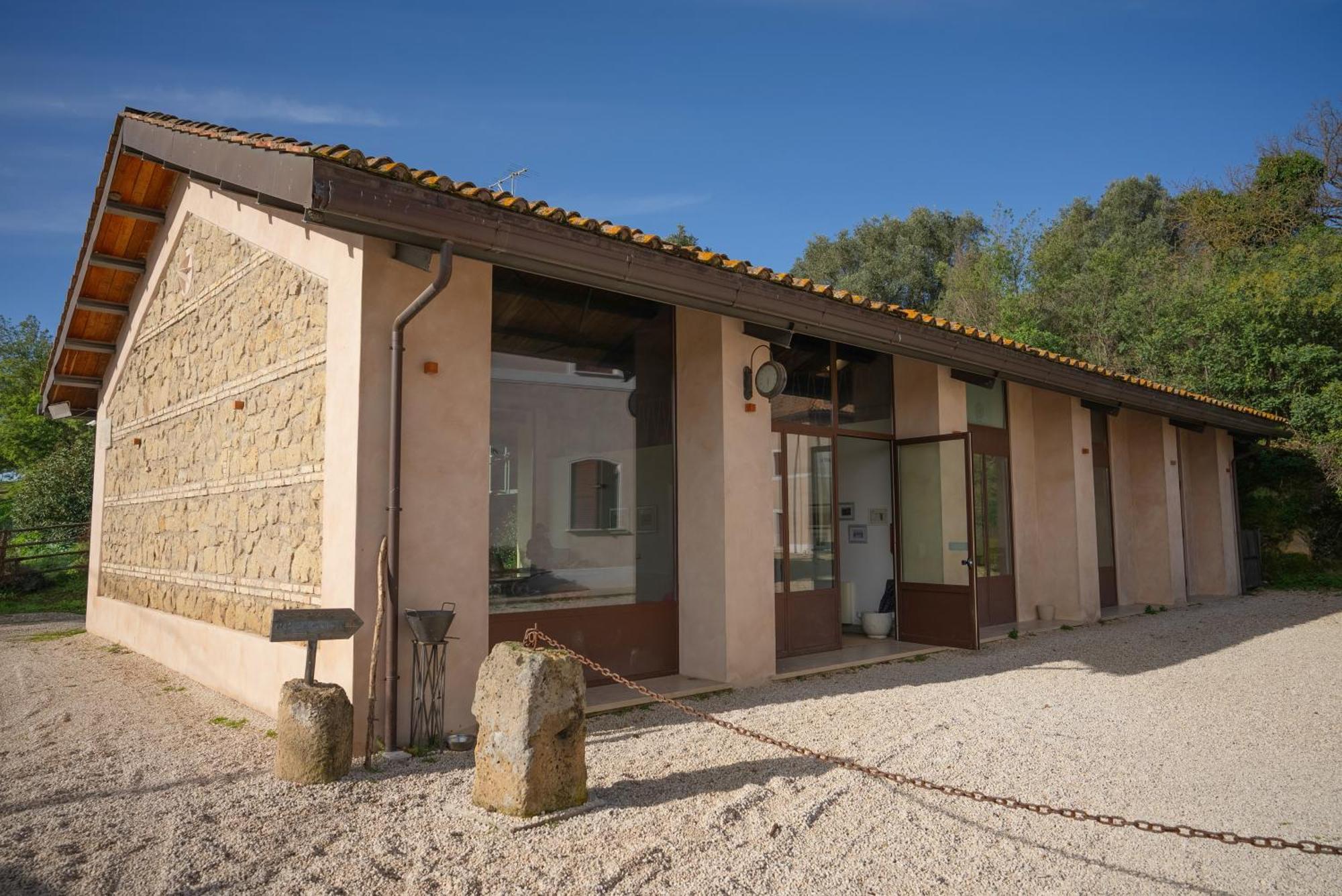 Alloggio per agriturismo Borgo Pallavicini Mori *