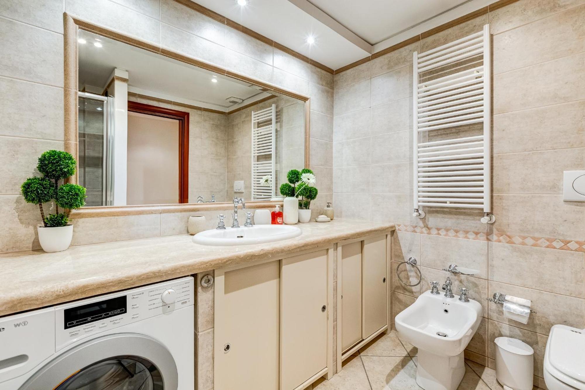 Serenity Station Apartment *