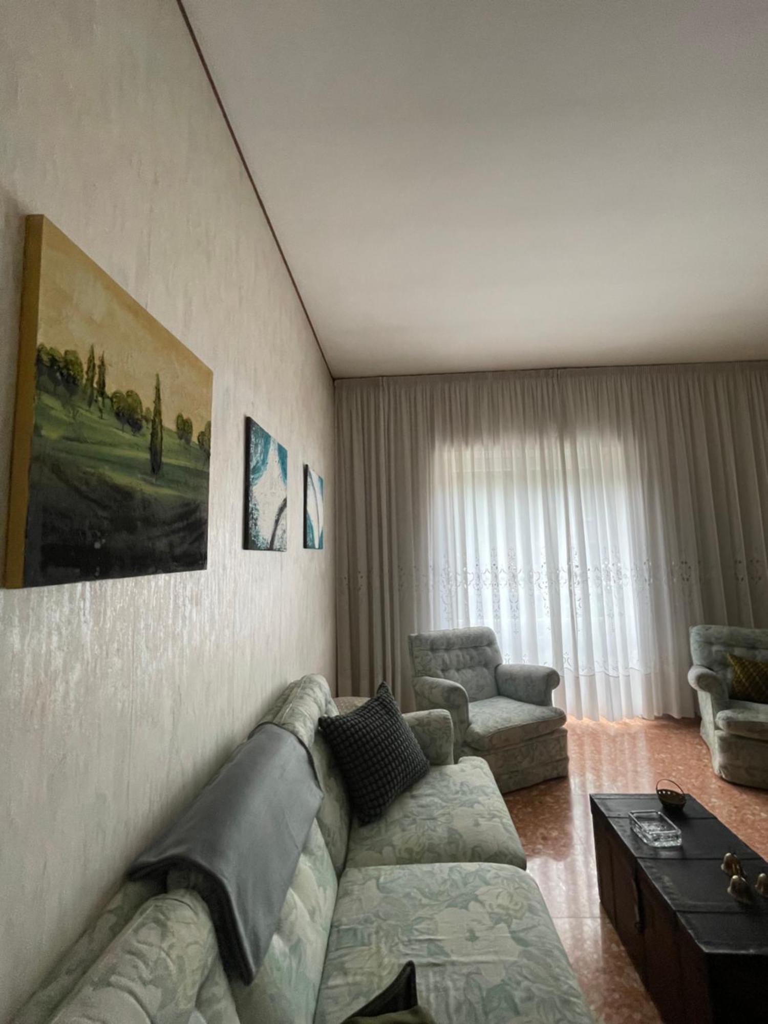 Apartment In Via Monte Cervialto Rome