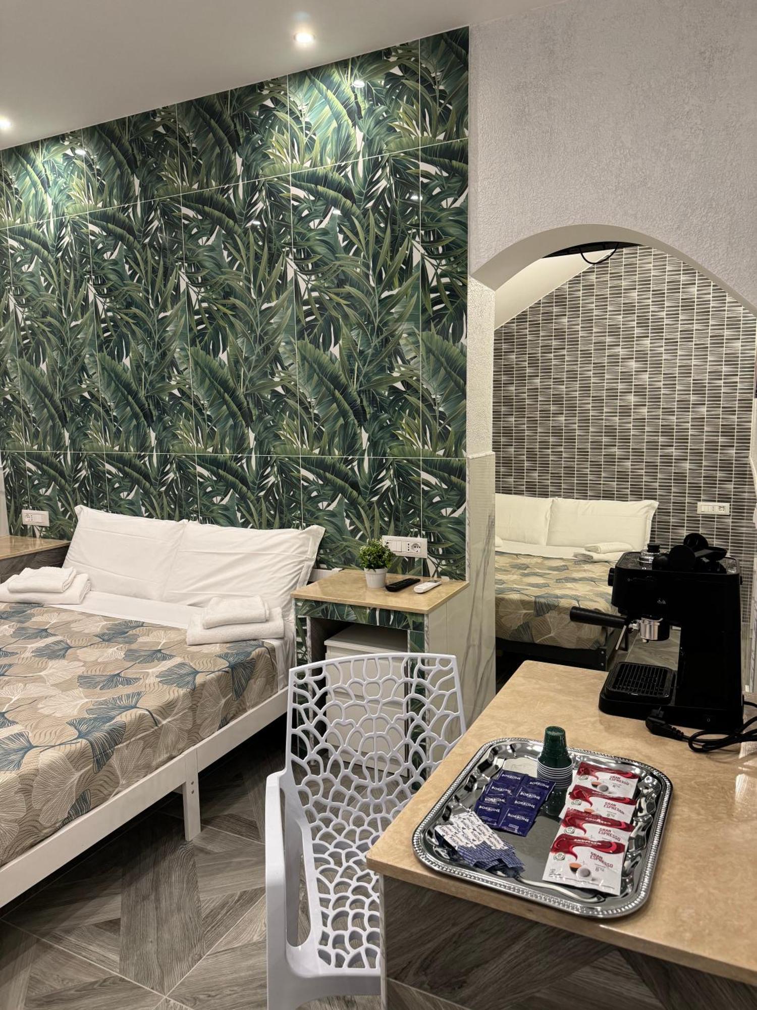 Luxor Eco Casa E Per Vacanze In Centro Piazza Bologna, Colosseo, Piazza Di Spagna, Vaticano, San Pietro, Sapienza, Fontana Di Trevi, Piazza Navona, Trastevere, Tiburtina, Termini, Aeroporto Bed & Breakfast Rome