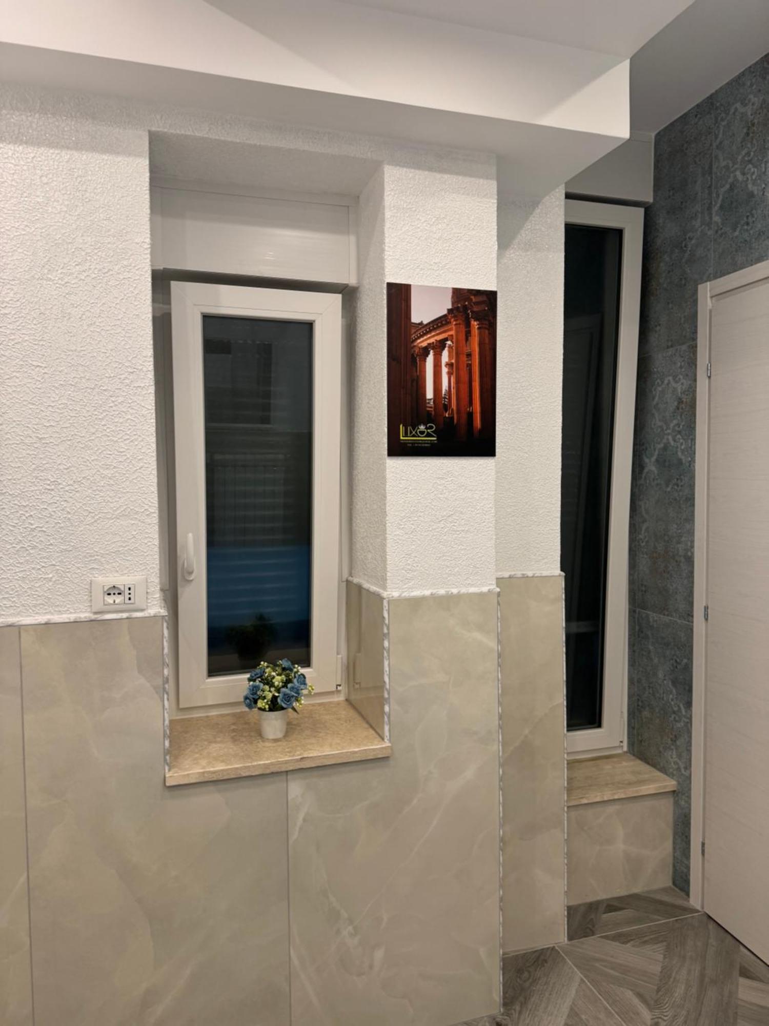 Luxor Eco Casa E Per Vacanze In Centro Piazza Bologna, Colosseo, Piazza Di Spagna, Vaticano, San Pietro, Sapienza, Fontana Di Trevi, Piazza Navona, Trastevere, Tiburtina, Termini, Aeroporto Bed & Breakfast