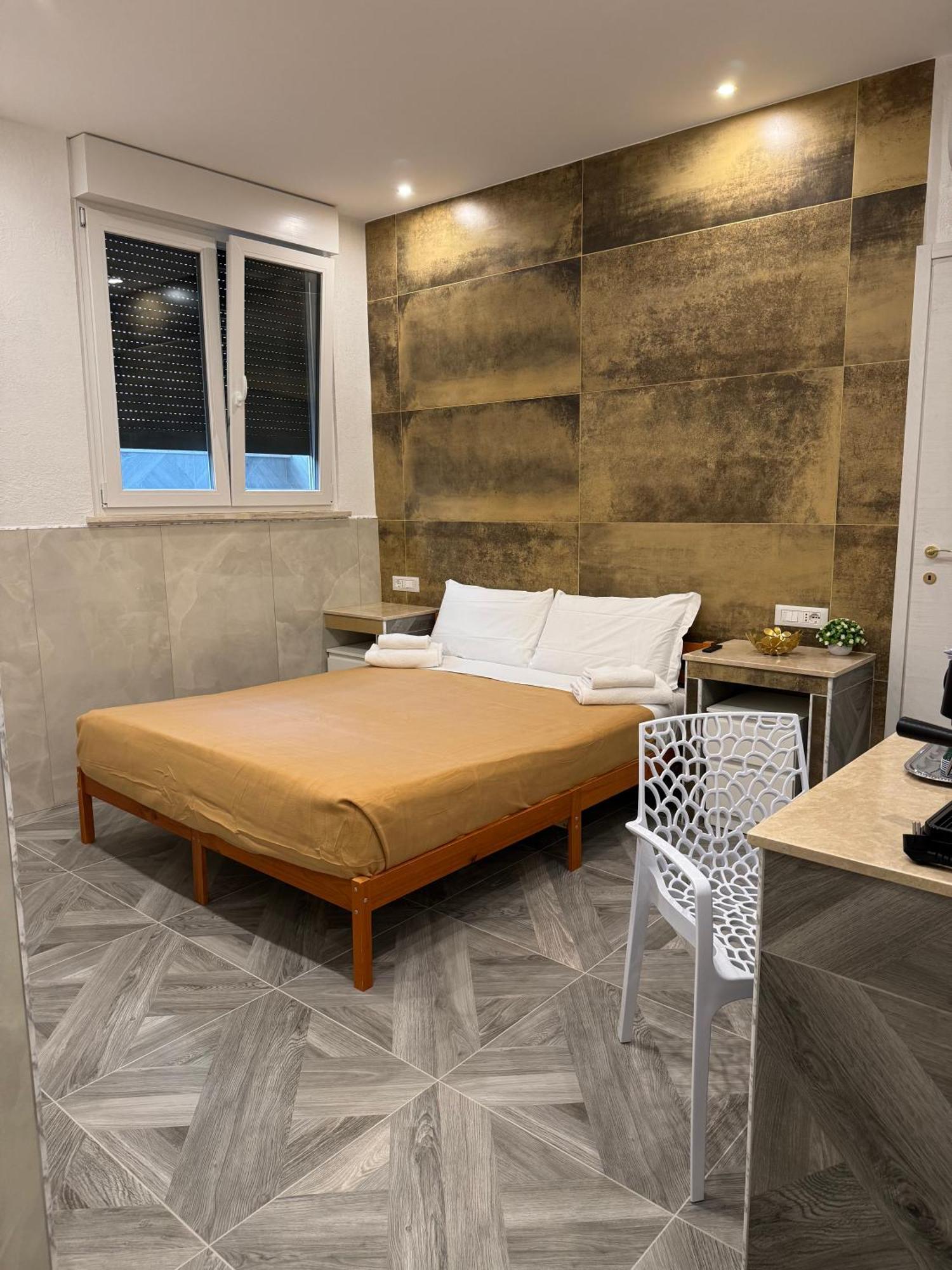 Luxor Eco Casa E Per Vacanze In Centro Piazza Bologna, Colosseo, Piazza Di Spagna, Vaticano, San Pietro, Sapienza, Fontana Di Trevi, Piazza Navona, Trastevere, Tiburtina, Termini, Aeroporto 2*