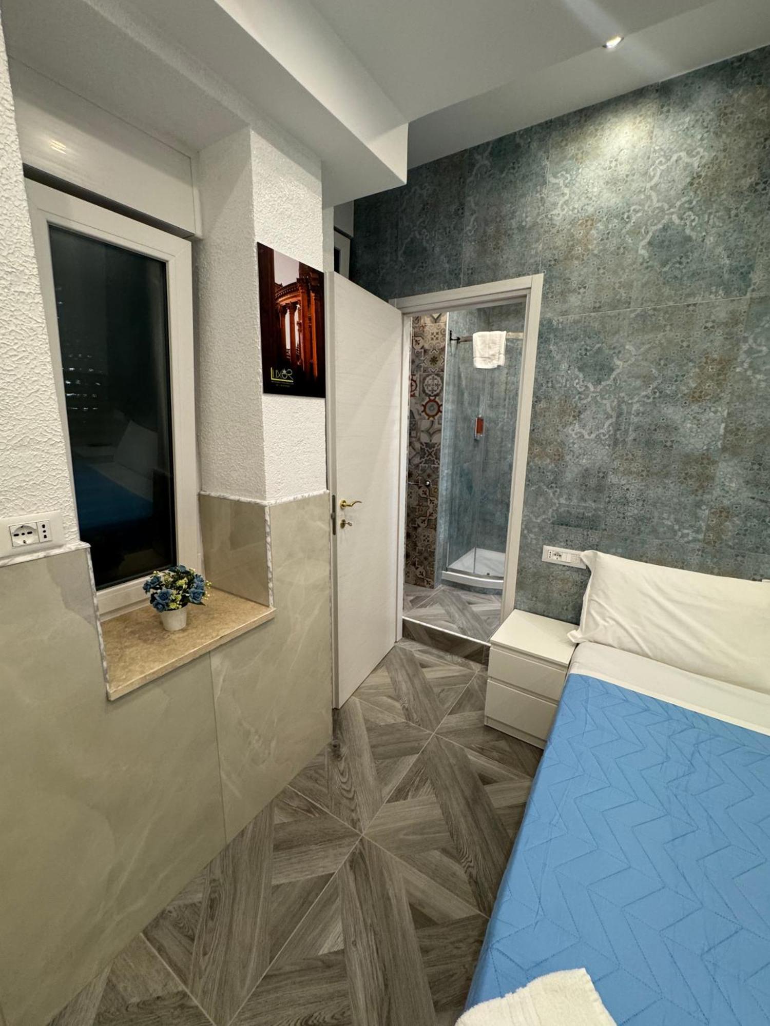 Luxor Eco Casa E Per Vacanze In Centro Piazza Bologna, Colosseo, Piazza Di Spagna, Vaticano, San Pietro, Sapienza, Fontana Di Trevi, Piazza Navona, Trastevere, Tiburtina, Termini, Aeroporto Bed & Breakfast
