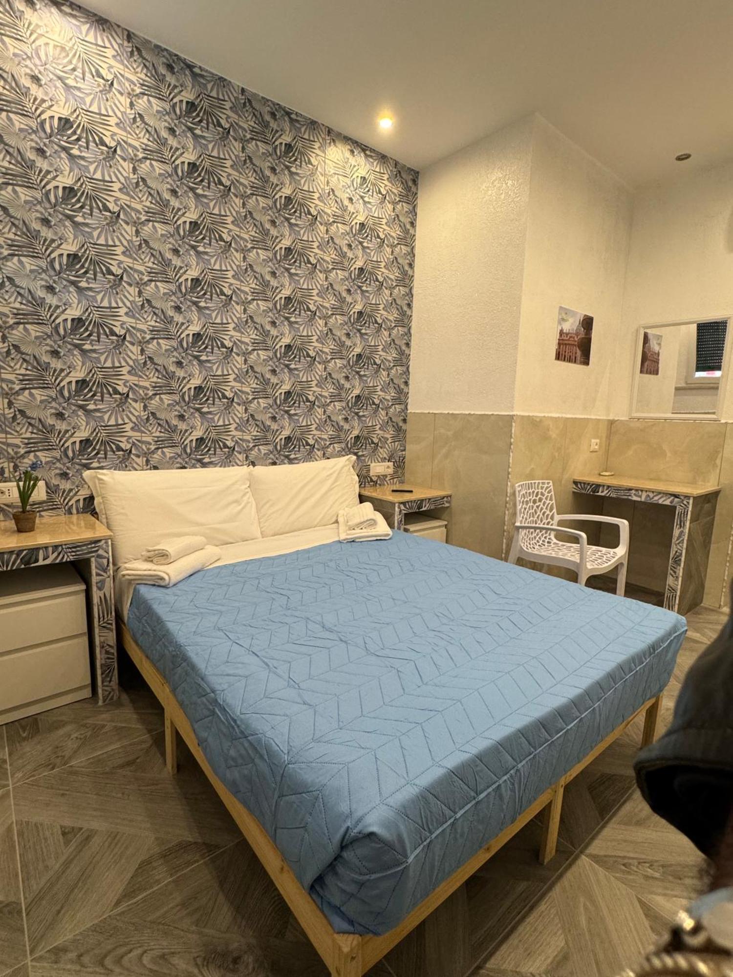 Luxor Eco Casa E Per Vacanze In Centro Piazza Bologna, Colosseo, Piazza Di Spagna, Vaticano, San Pietro, Sapienza, Fontana Di Trevi, Piazza Navona, Trastevere, Tiburtina, Termini, Aeroporto Bed & Breakfast 2*