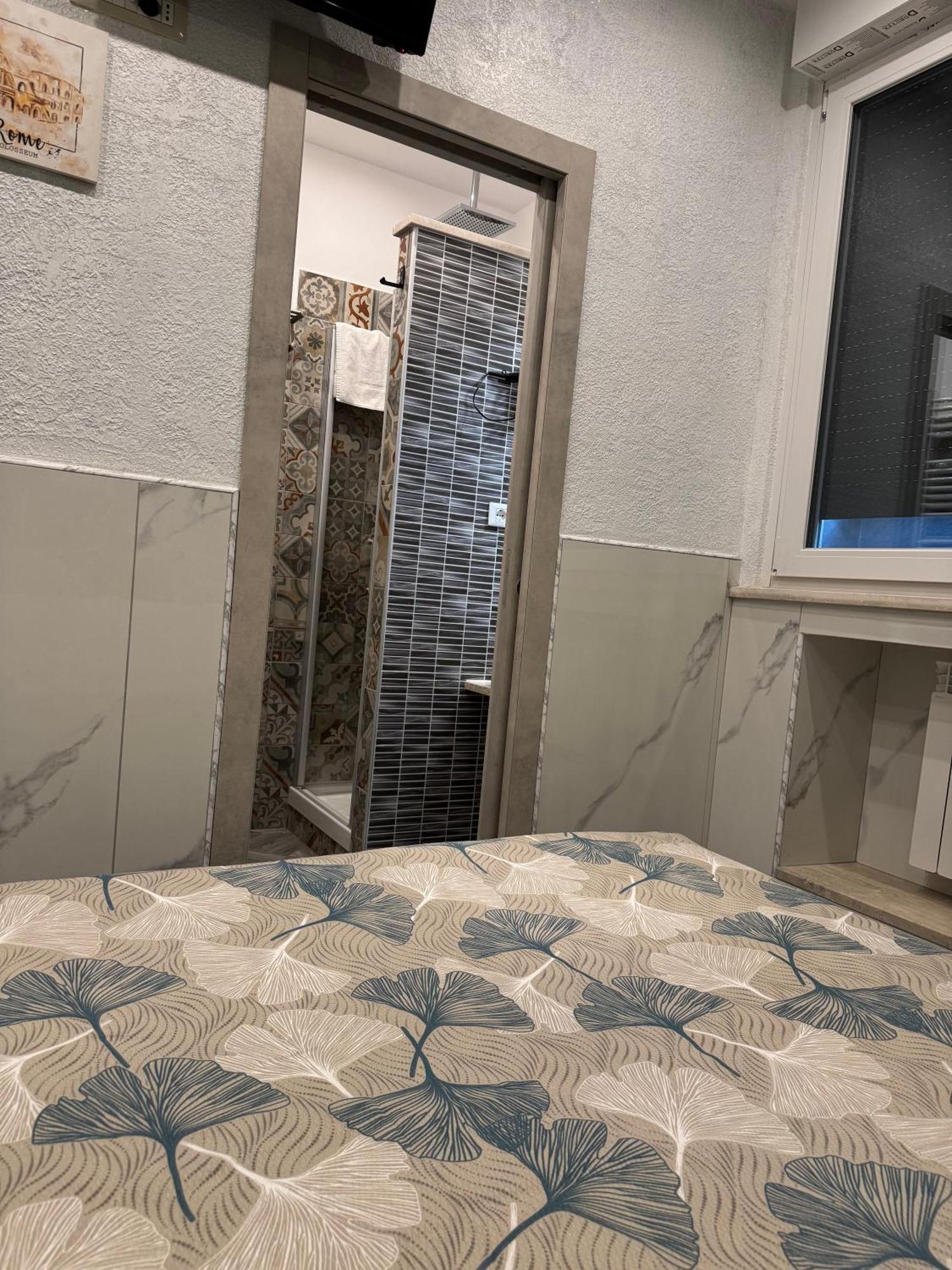 Luxor Eco Casa E Per Vacanze In Centro Piazza Bologna, Colosseo, Piazza Di Spagna, Vaticano, San Pietro, Sapienza, Fontana Di Trevi, Piazza Navona, Trastevere, Tiburtina, Termini, Aeroporto 2* Rome