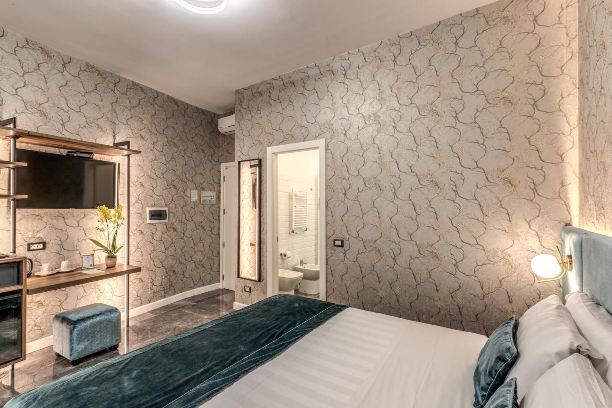 Apollo Boutique Rome