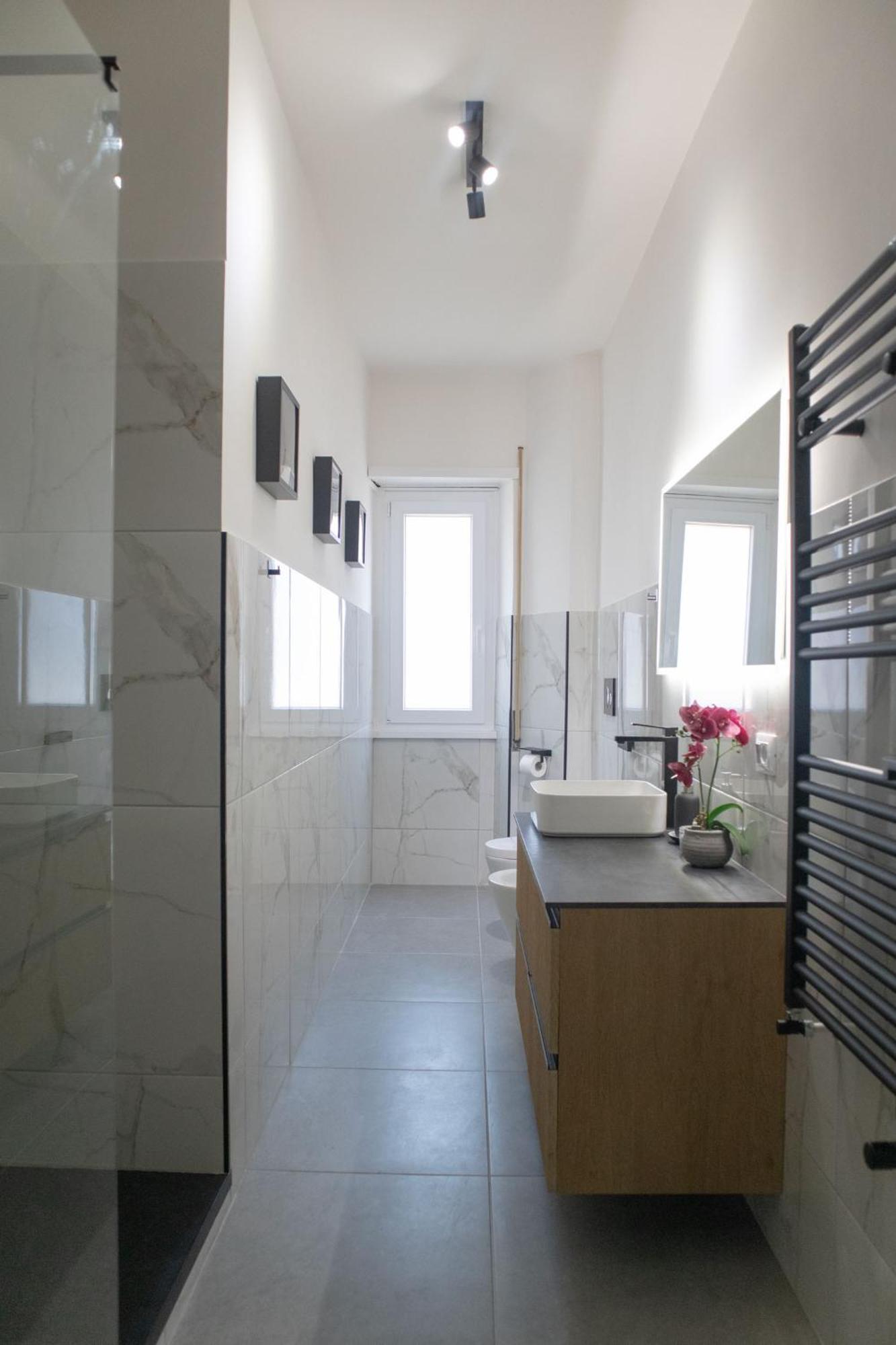 Apartment Sara's - Modern Near Metro, Perfect For Families And Groups In *
