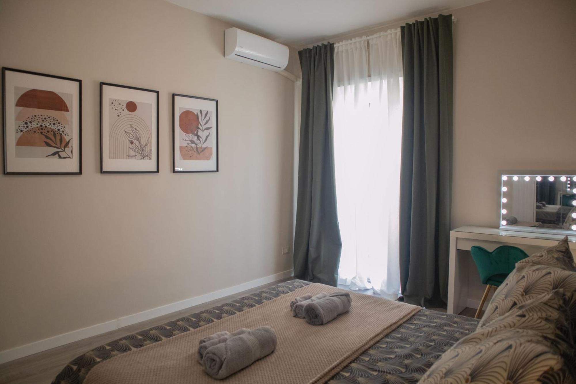 Apartment Sara's - Modern Near Metro, Perfect For Families And Groups In *