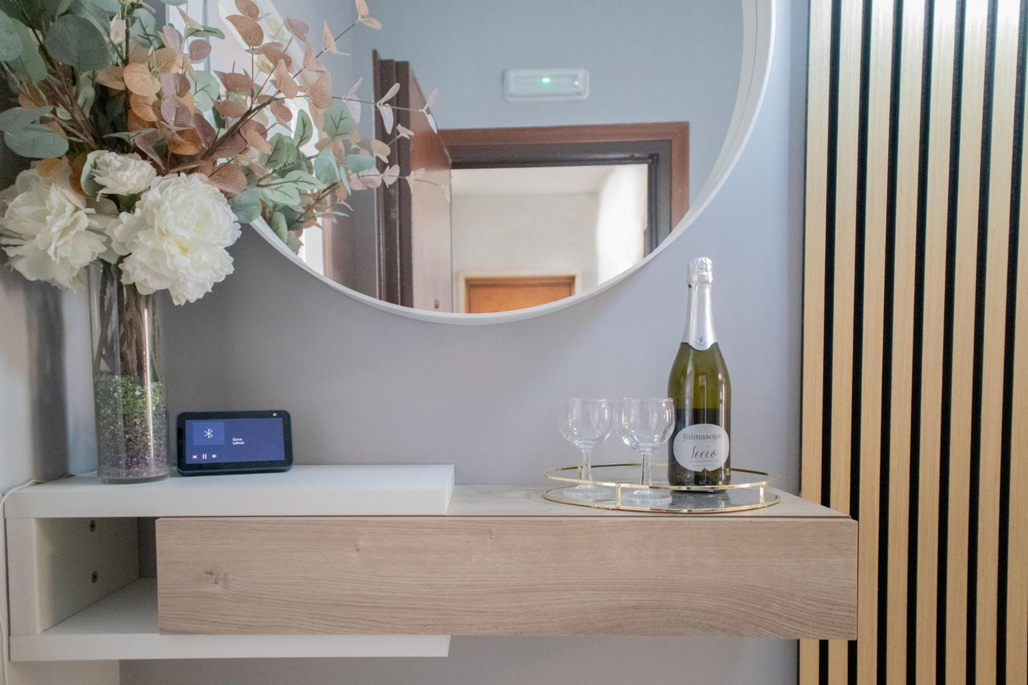 Apartment Sara's - Modern Near Metro, Perfect For Families And Groups In