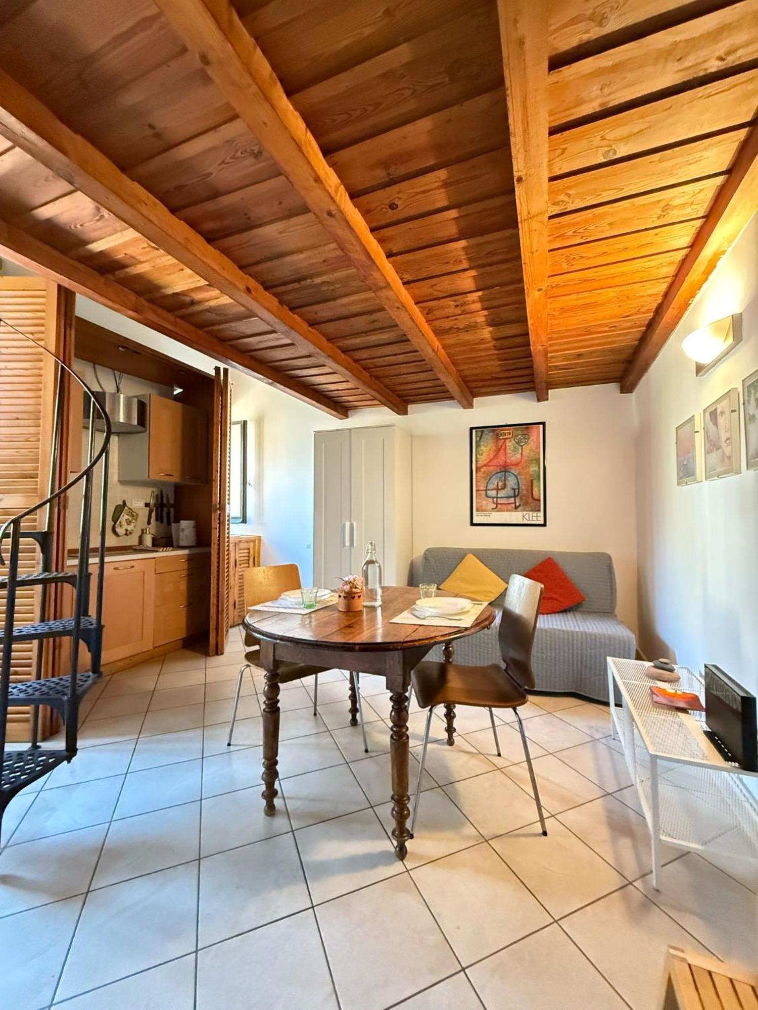 Apartment Rione Vi Loft Rome