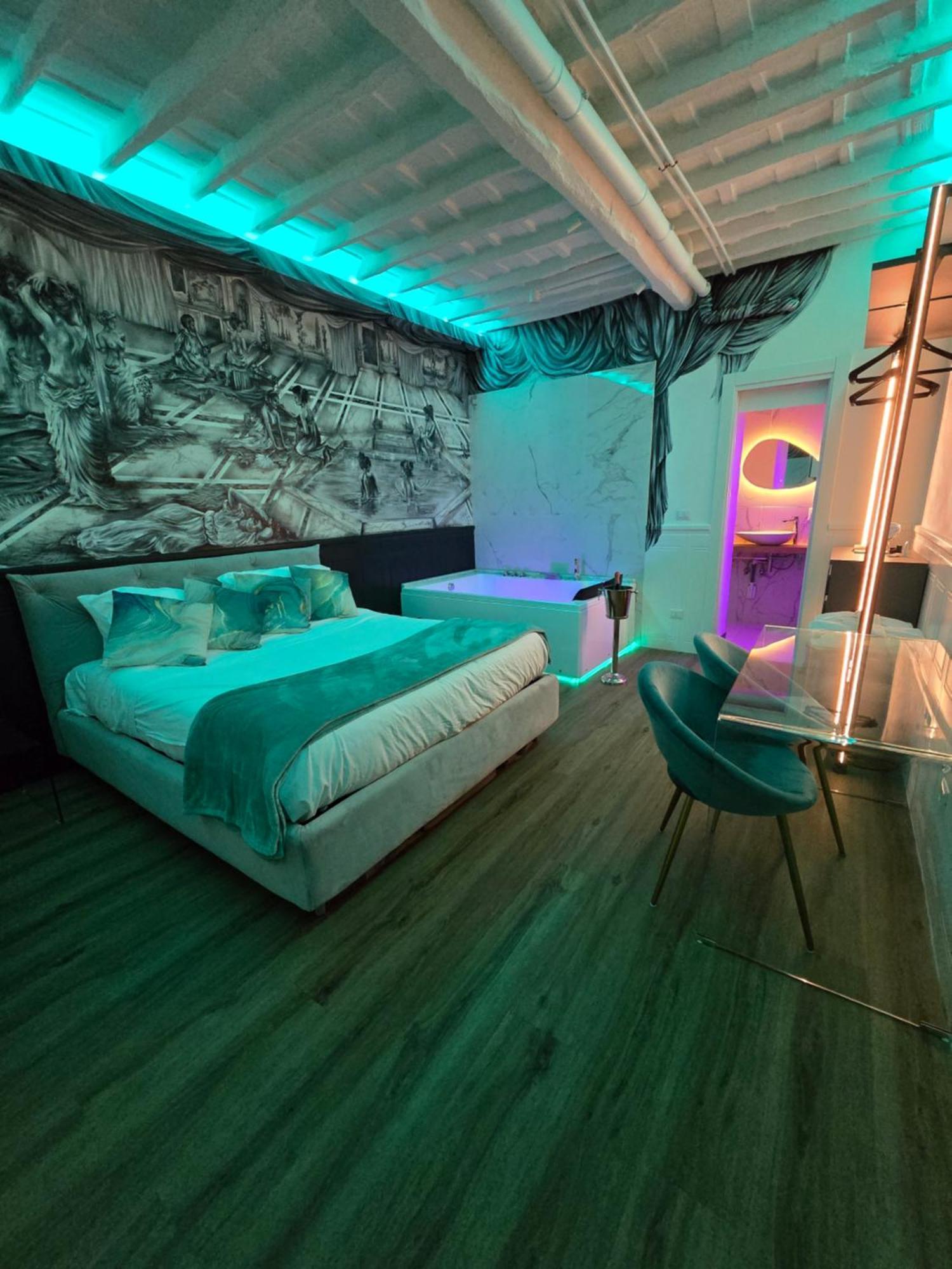 Bed & Breakfast Mirror Jacuzzi Colosseo Monti