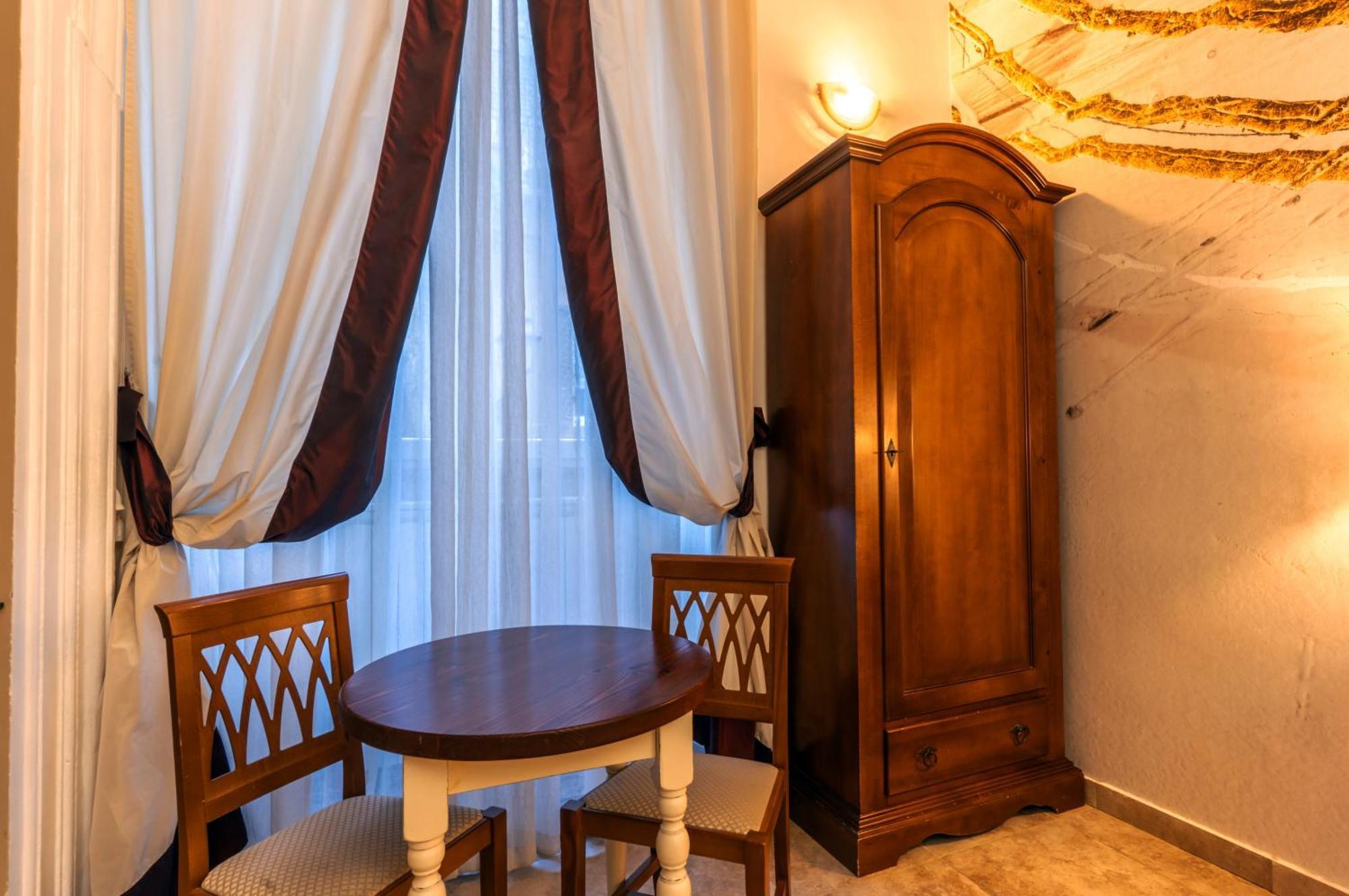Le Clarisse Pantheon Hotel Rome