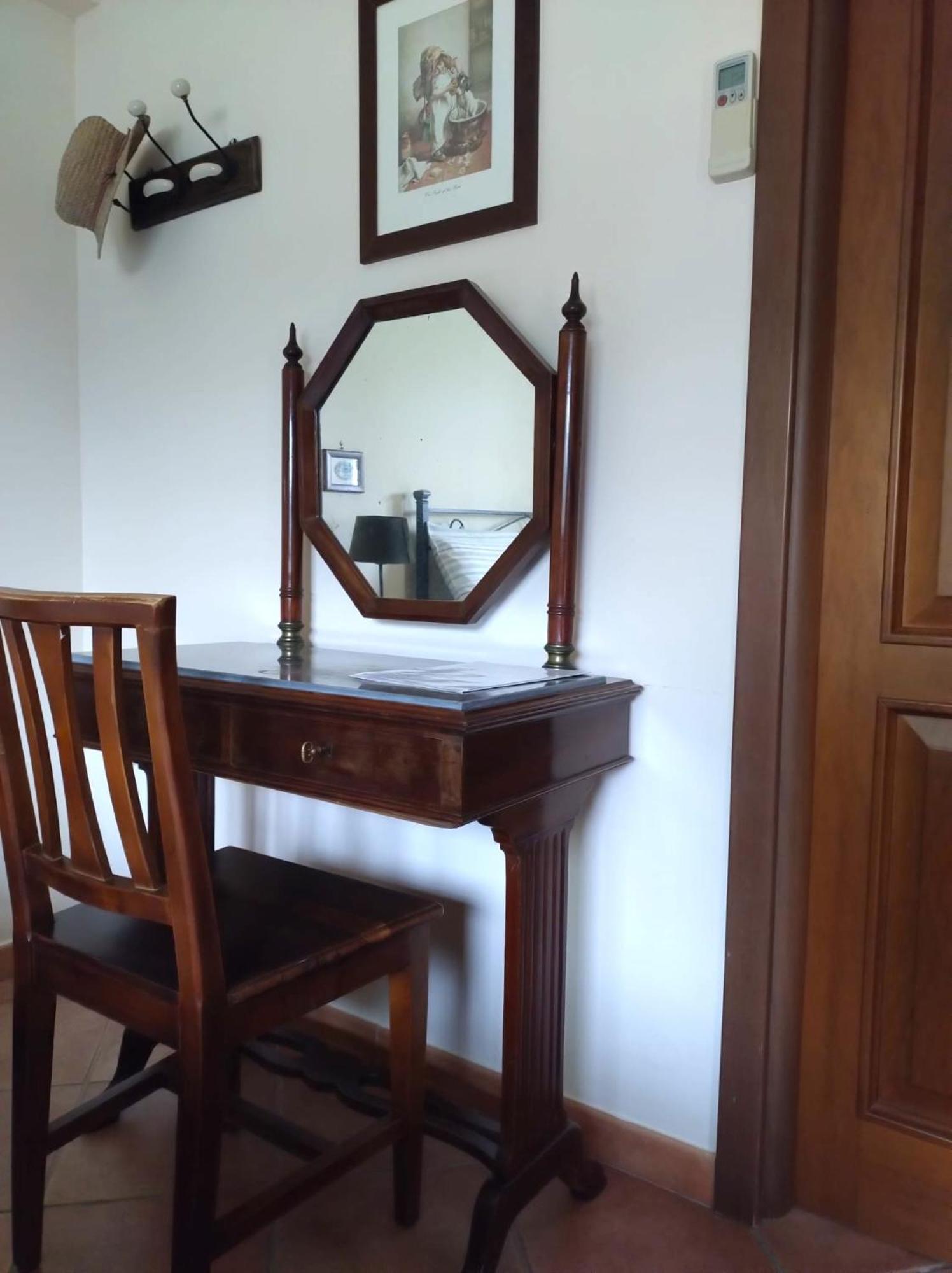 La Valle Dei Casali Bed & Breakfast 3*