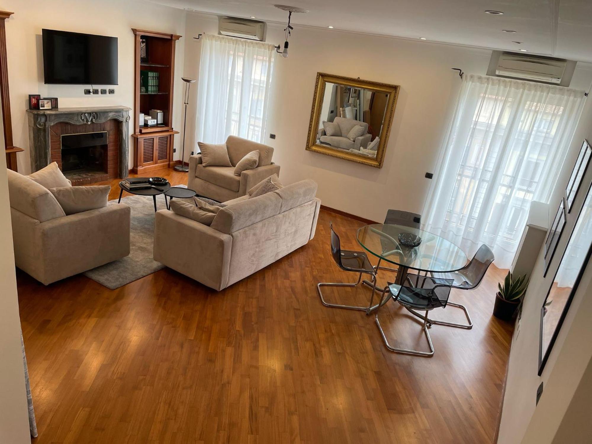 La Dolce Vista Apartment *
