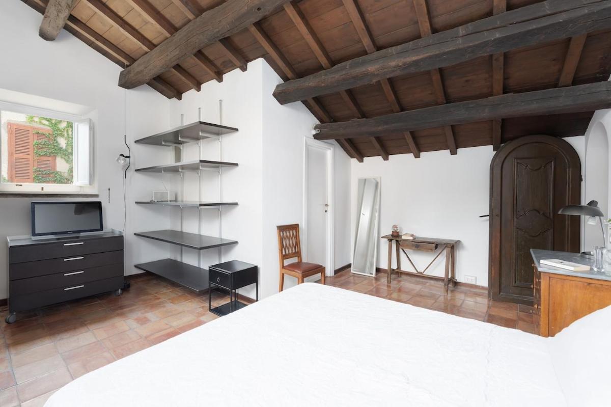 Luxury Heritage Penthouse - Navona Apartment *