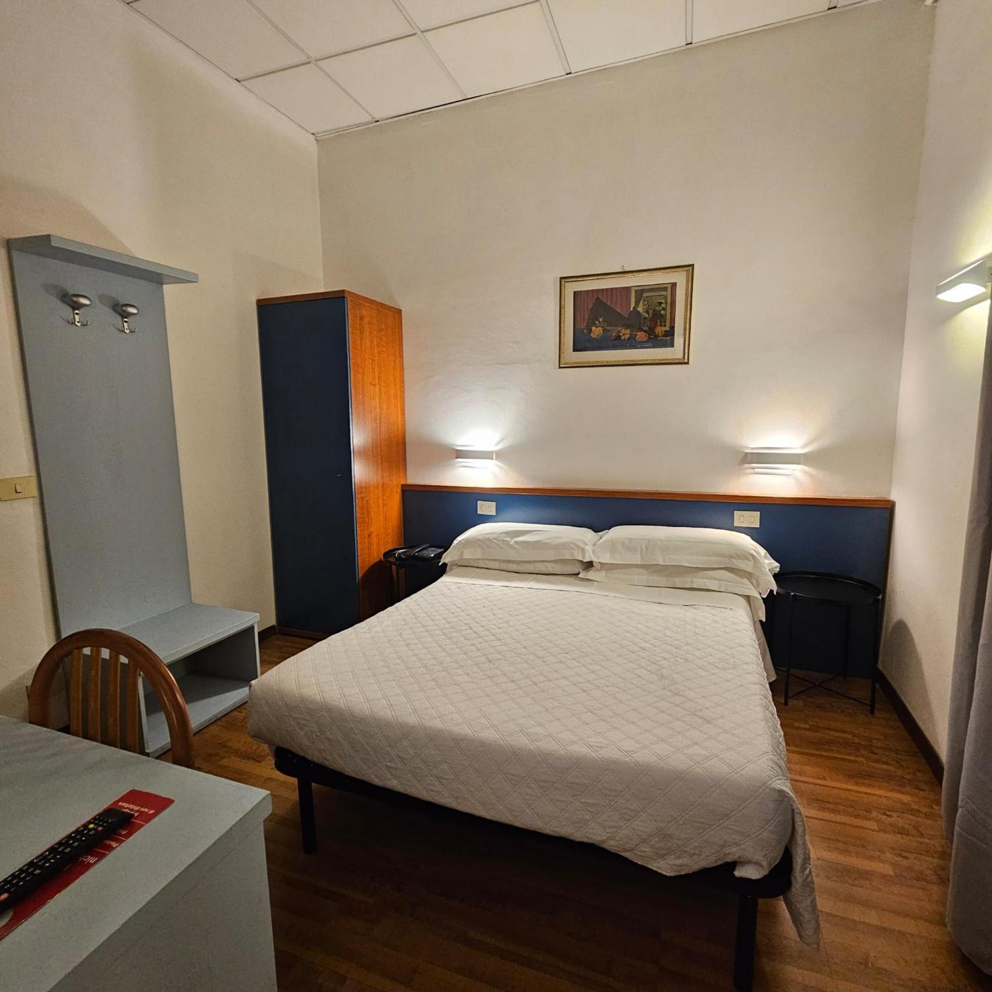 Hotel Julia 3*