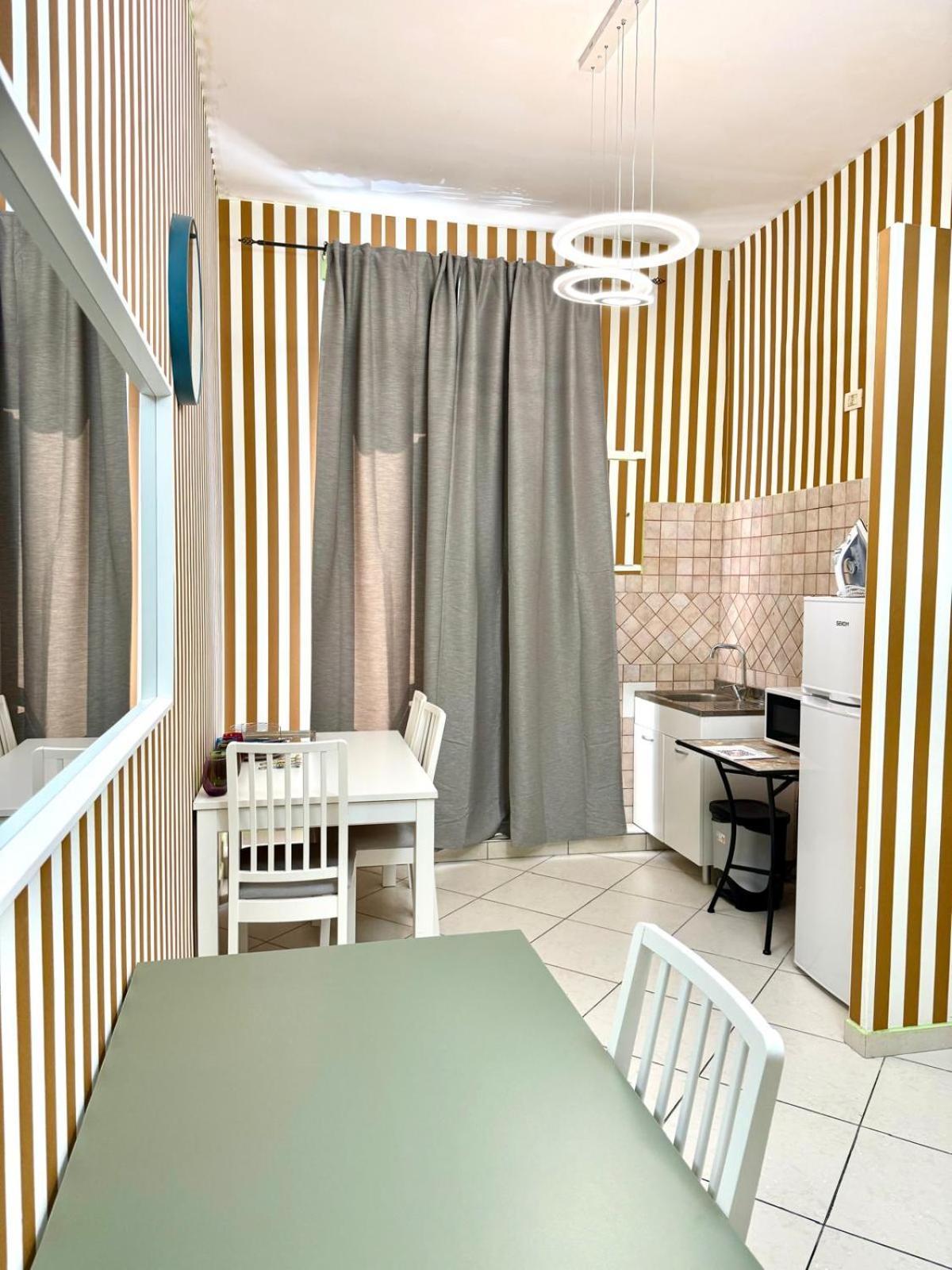 Colosseum Star Guest house *