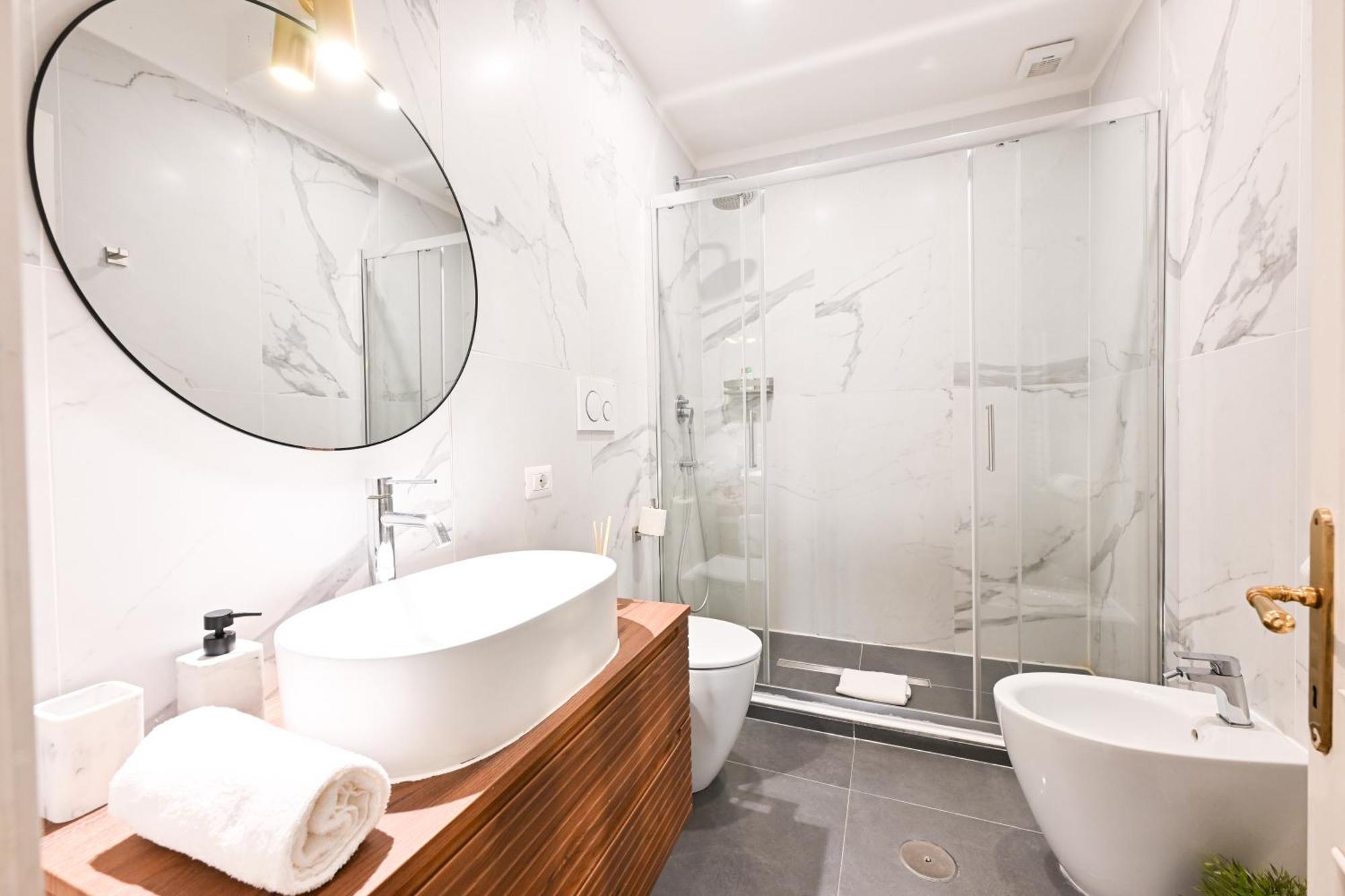 Vite Luxury Apartment *