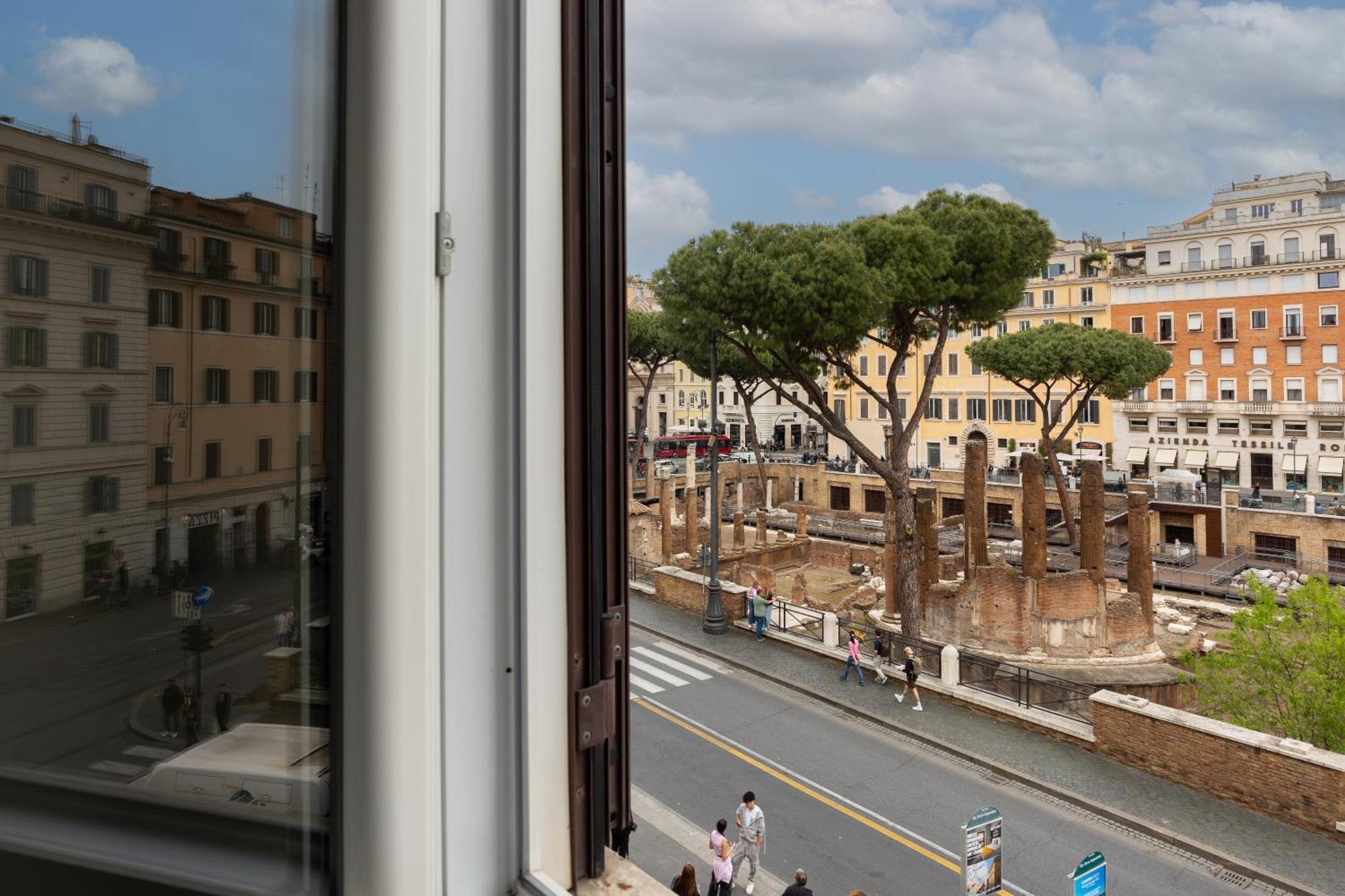 Torre Argentina Relais - Residenze Di Charme Guest house