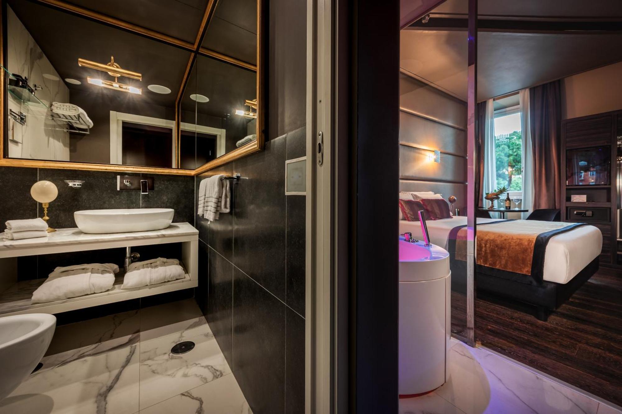 Torre Argentina Relais - Residenze Di Charme Guest house Rome