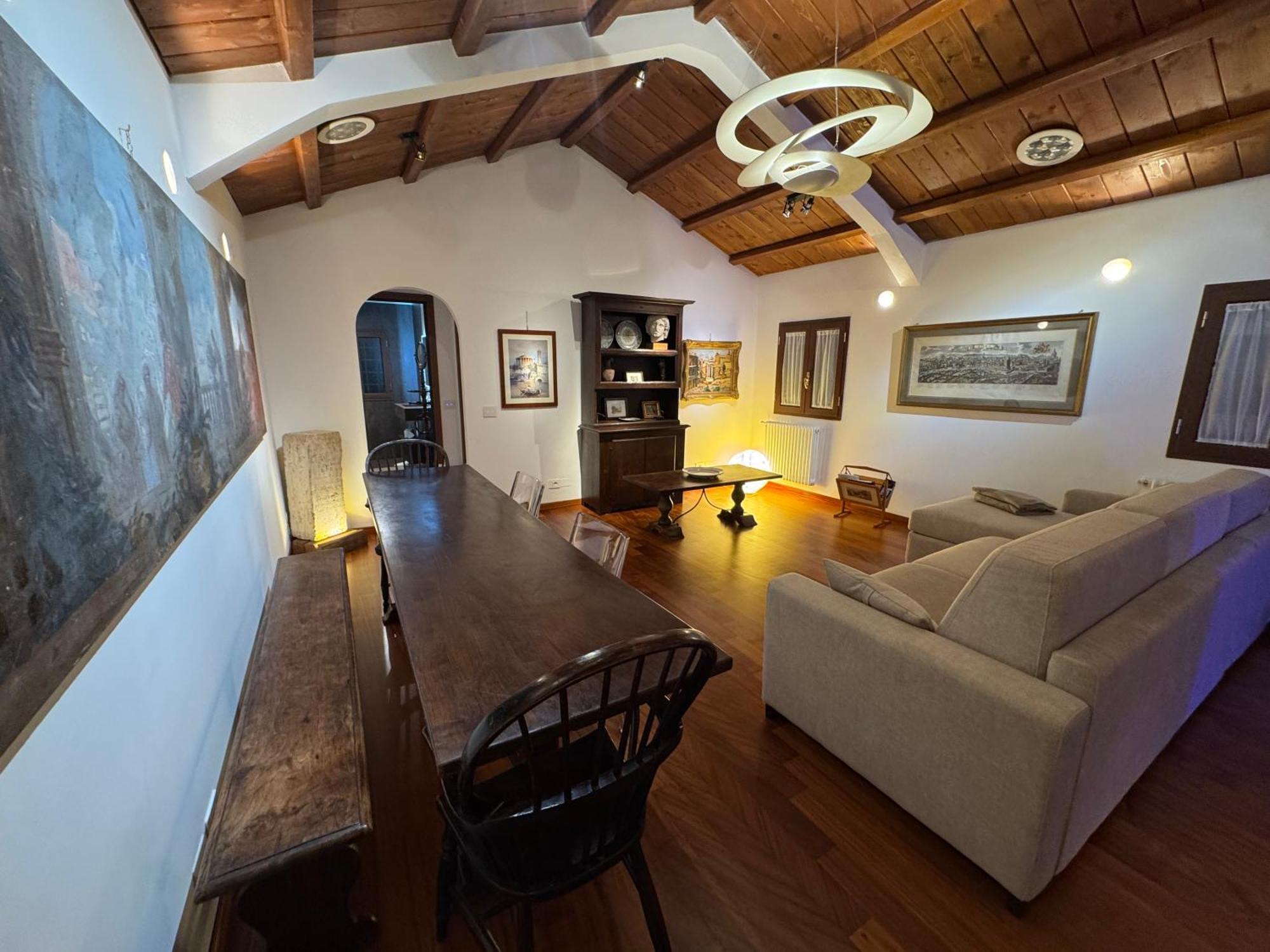 Chalet Domus Colosseum, Detached House Just Few Steps From The Colosseum Rome