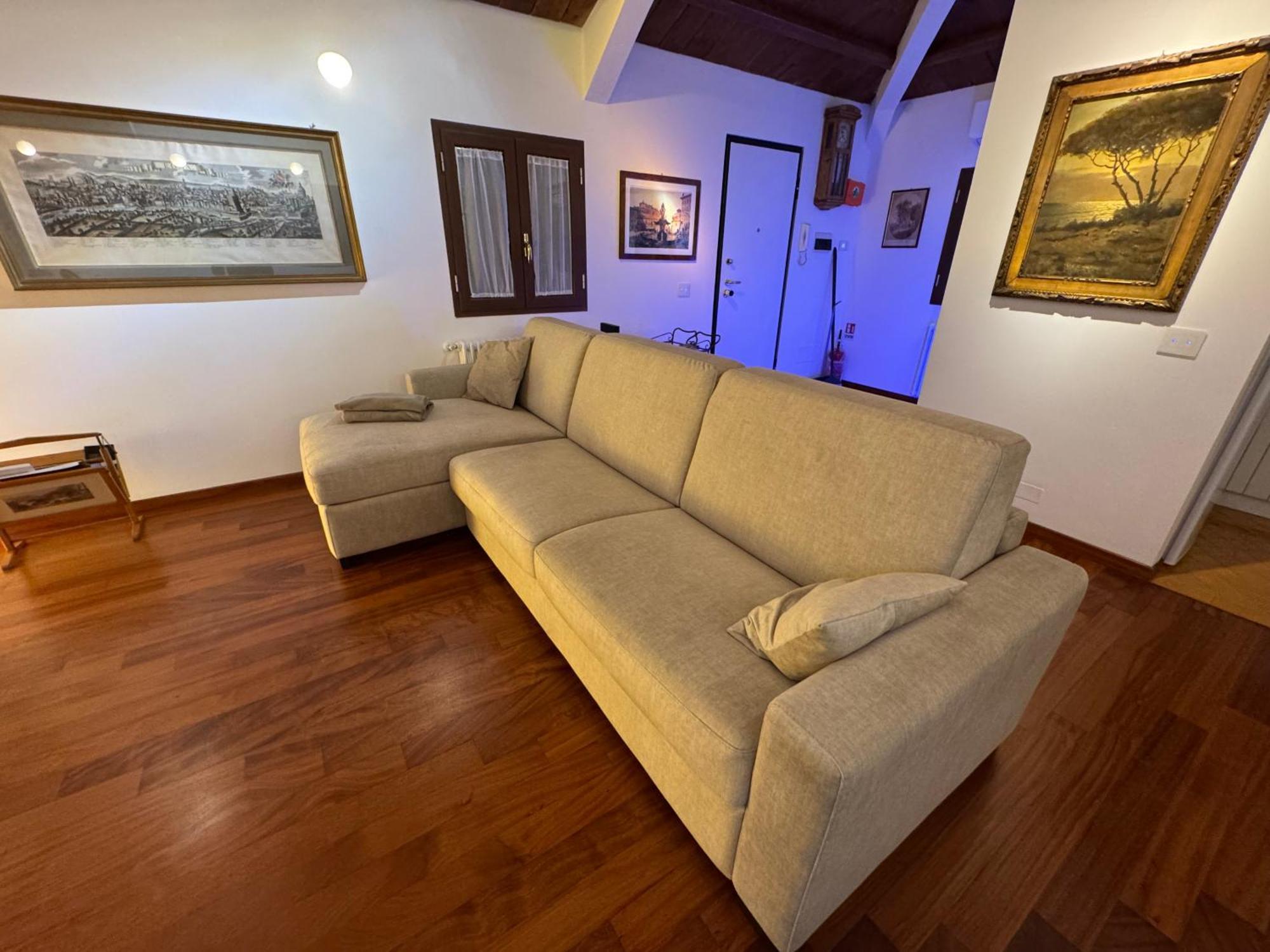 Chalet Domus Colosseum, Detached House Just Few Steps From The Colosseum
