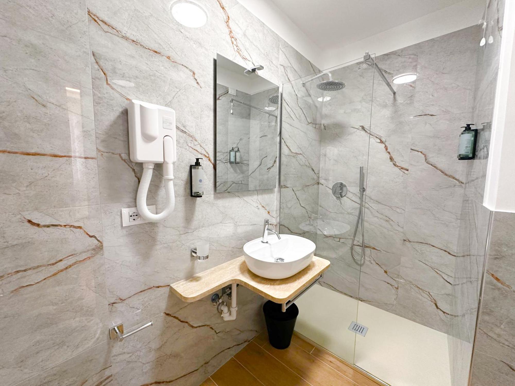 B&B Smart Rooms